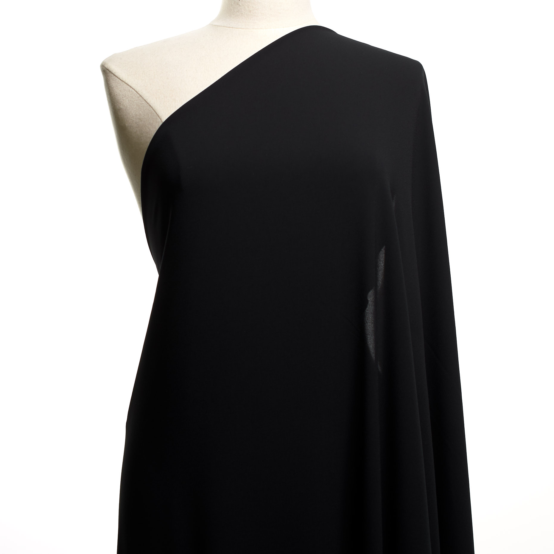  Крепдешин, Raven Black (F000029219) - Манекен