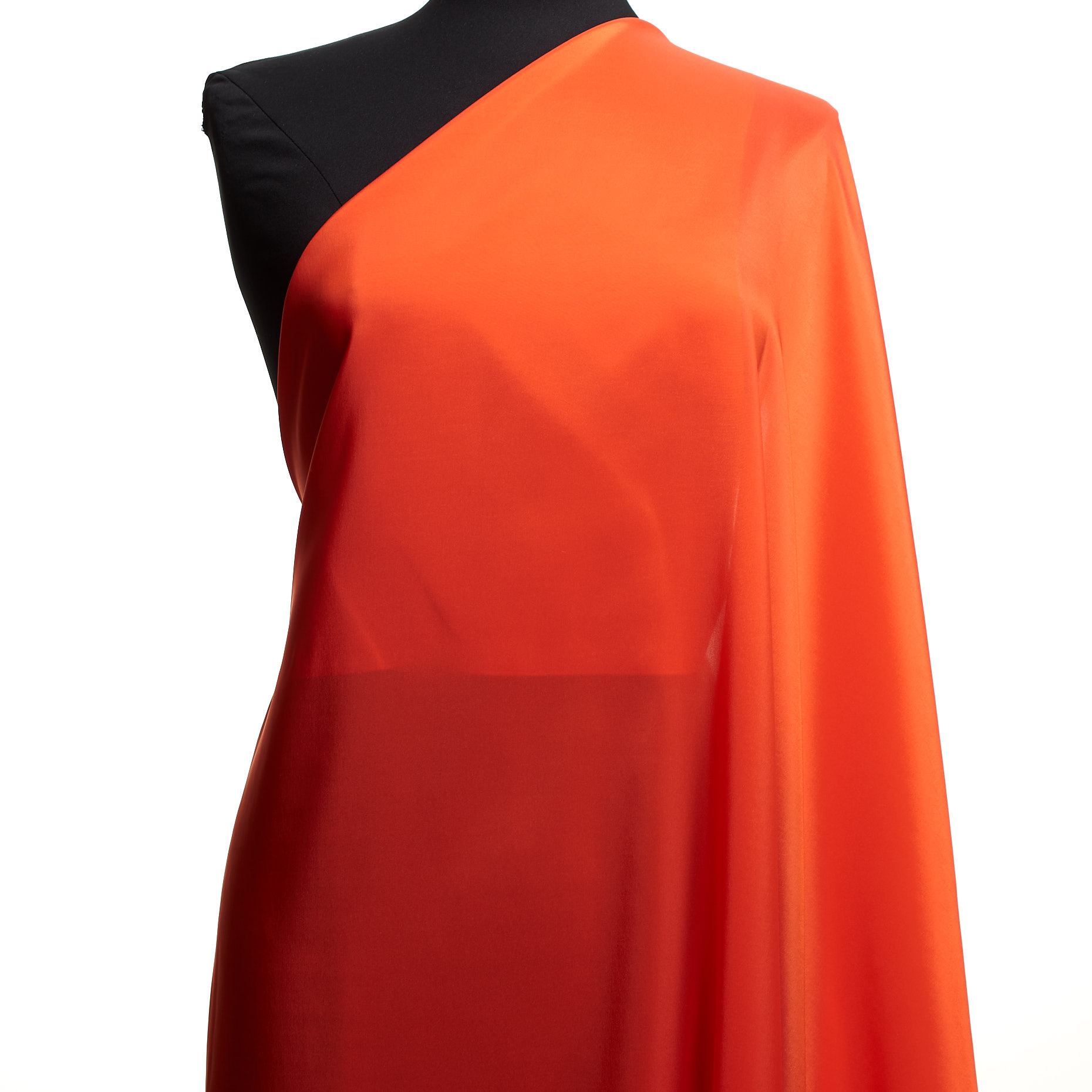 LINING, CUPRO, CHERRY TOMATO (F000035893) - Mannequin