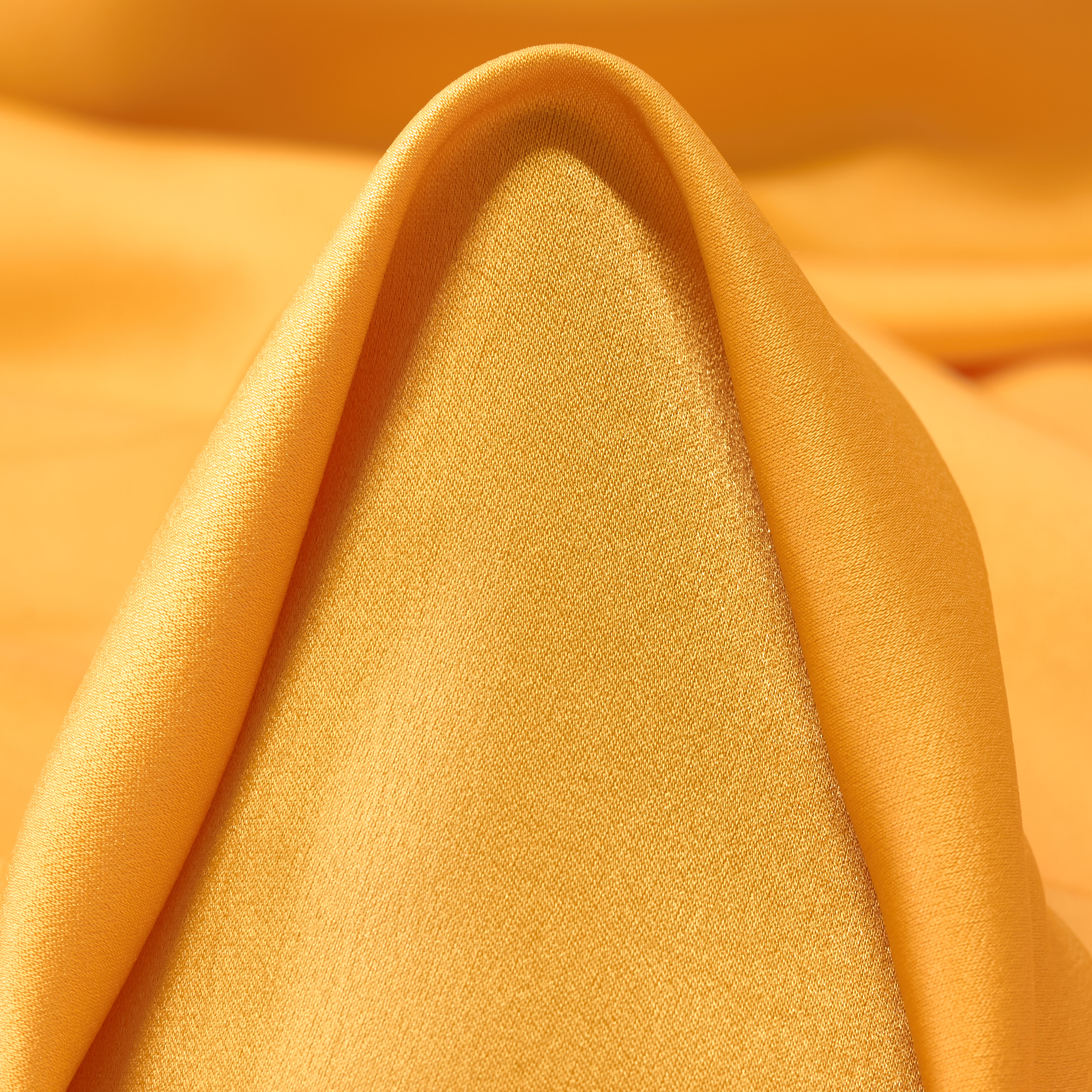SATIN, SHIMMERING, SUNSET GOLD (F000004323)