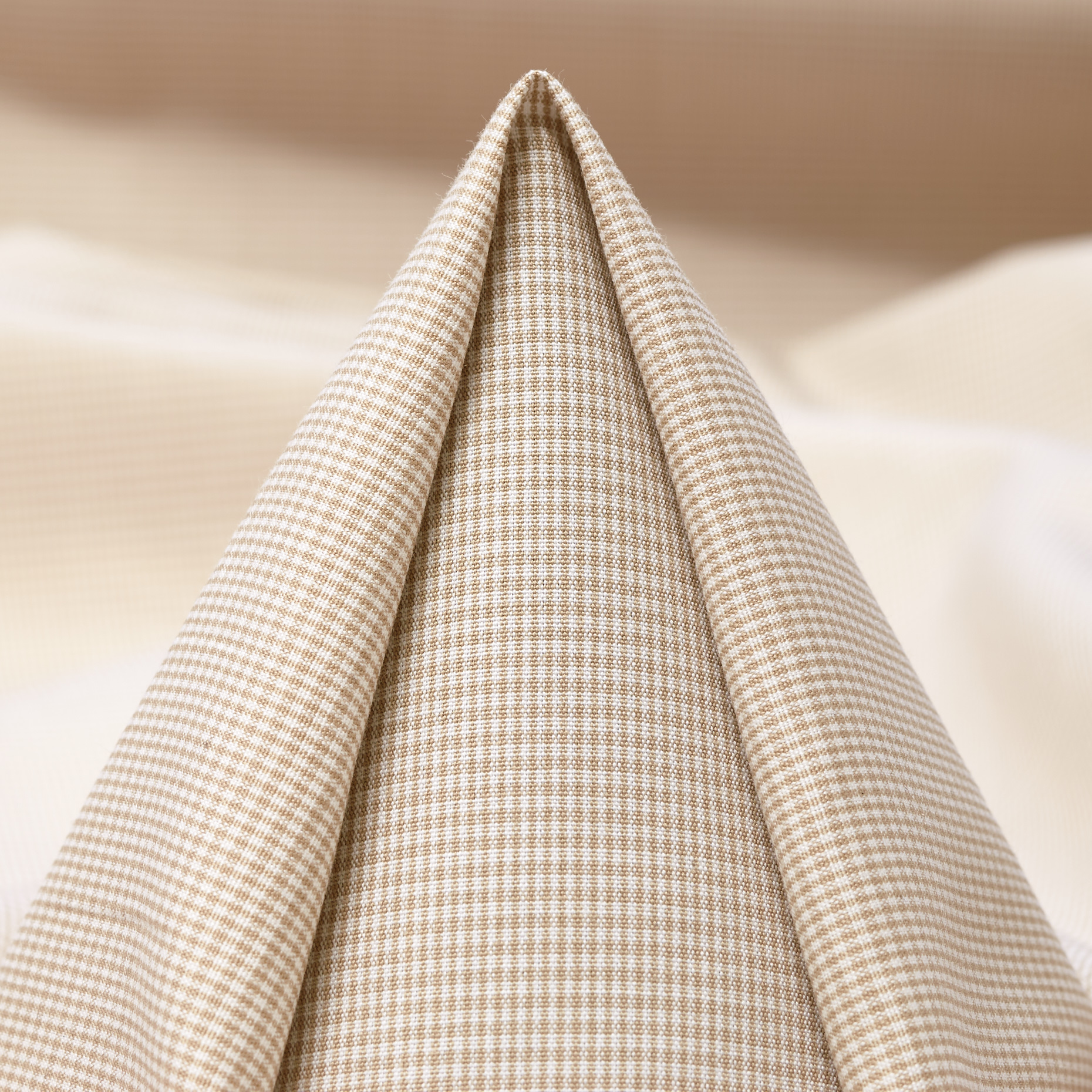 POPLIN, COTTON, MICRO DESIGN, BRILLIANT WHITE&LIGHT TAUPE (F0001654)