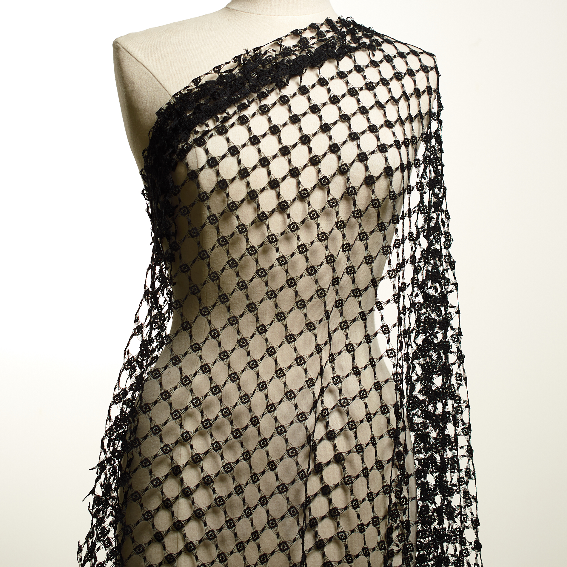 Koronka, Jedwab, Wydrukowany, Raven Black (F000034400) - Manekin