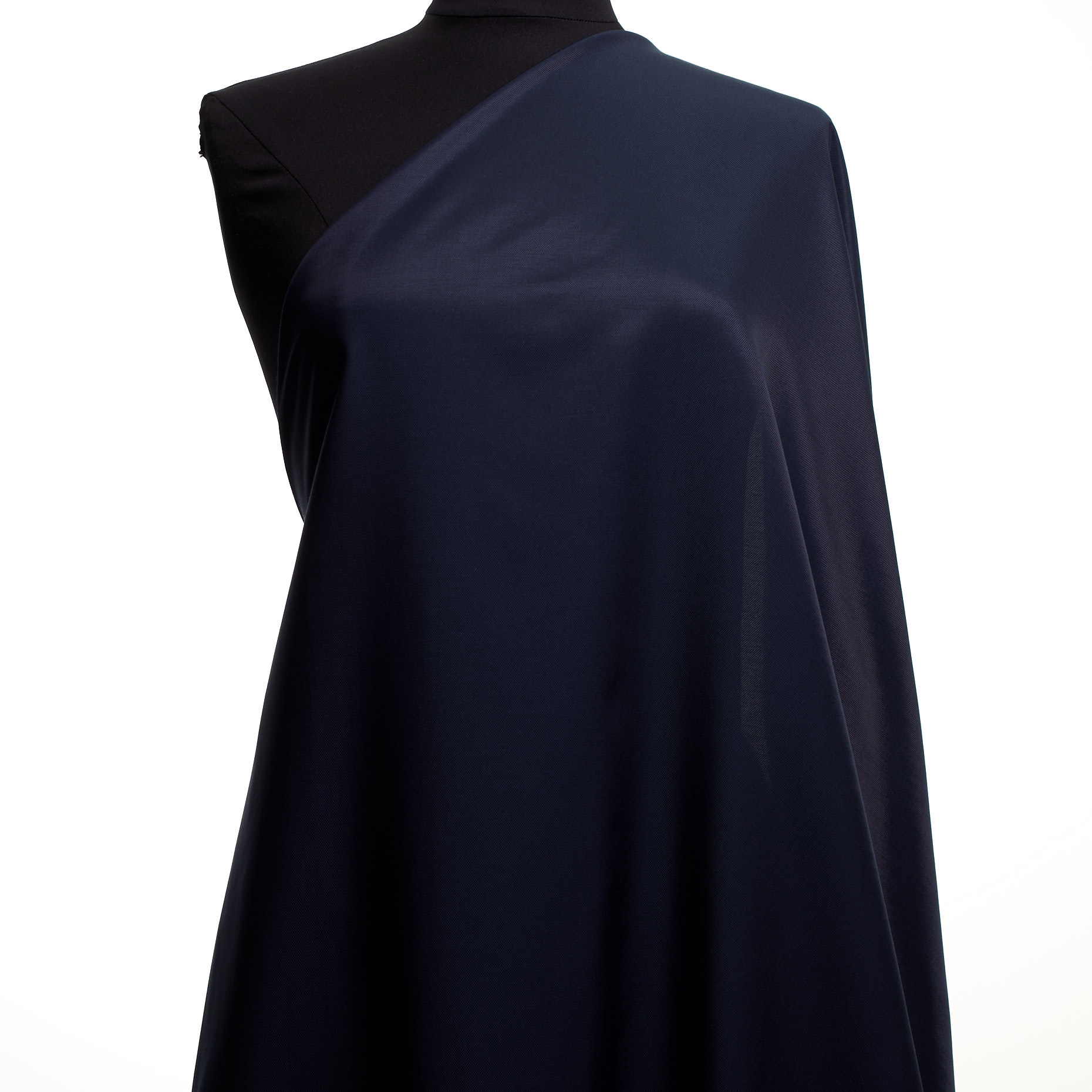 Algodón Ligero, Viscosa, Reluciente, Medieval Blue (T0000470) - Maniquí