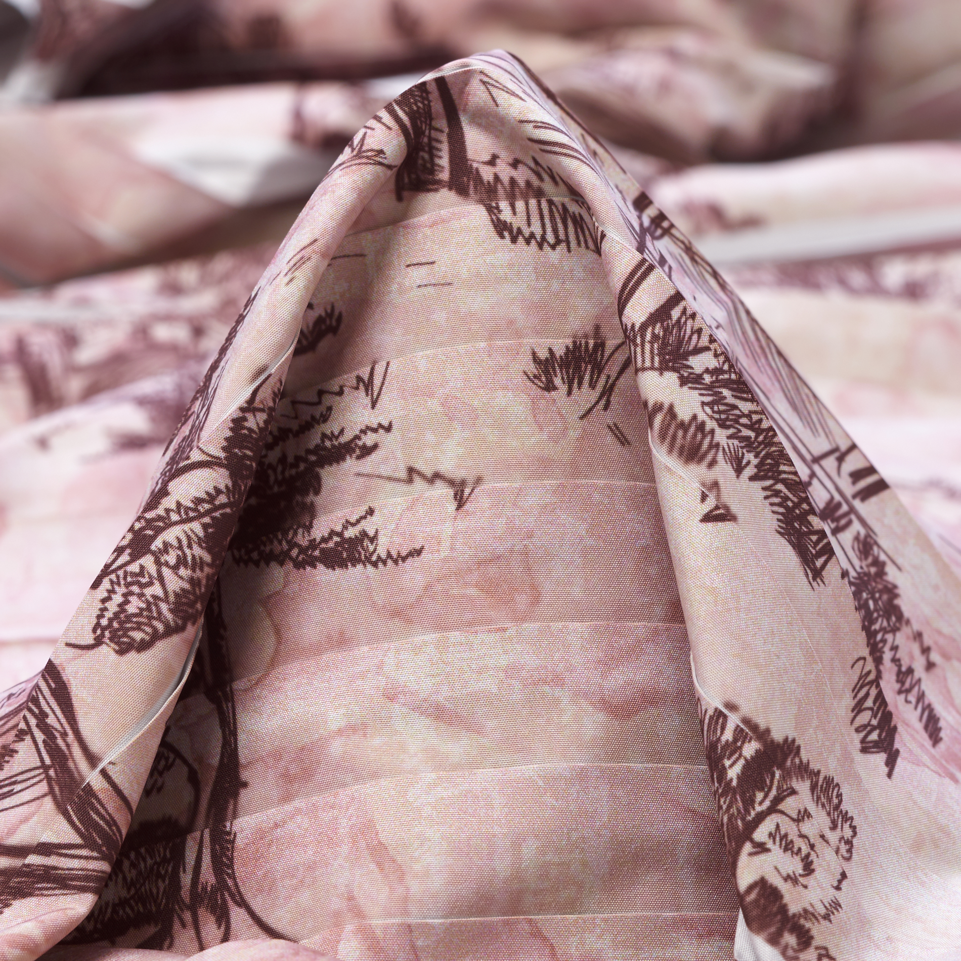 PLISSÉ, PRINTED, BLUSHING BRIDE