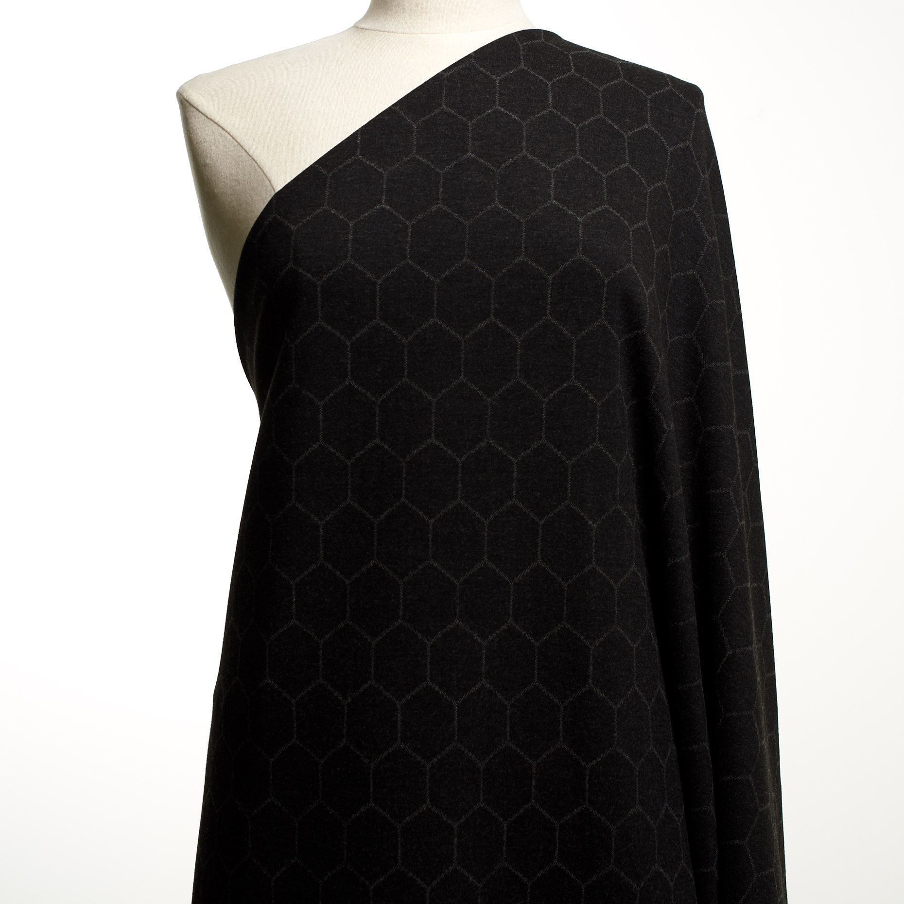JERSEY, JACQUARD, VISCOSE, ANTHRACITE (F000036614) - Mannequin
