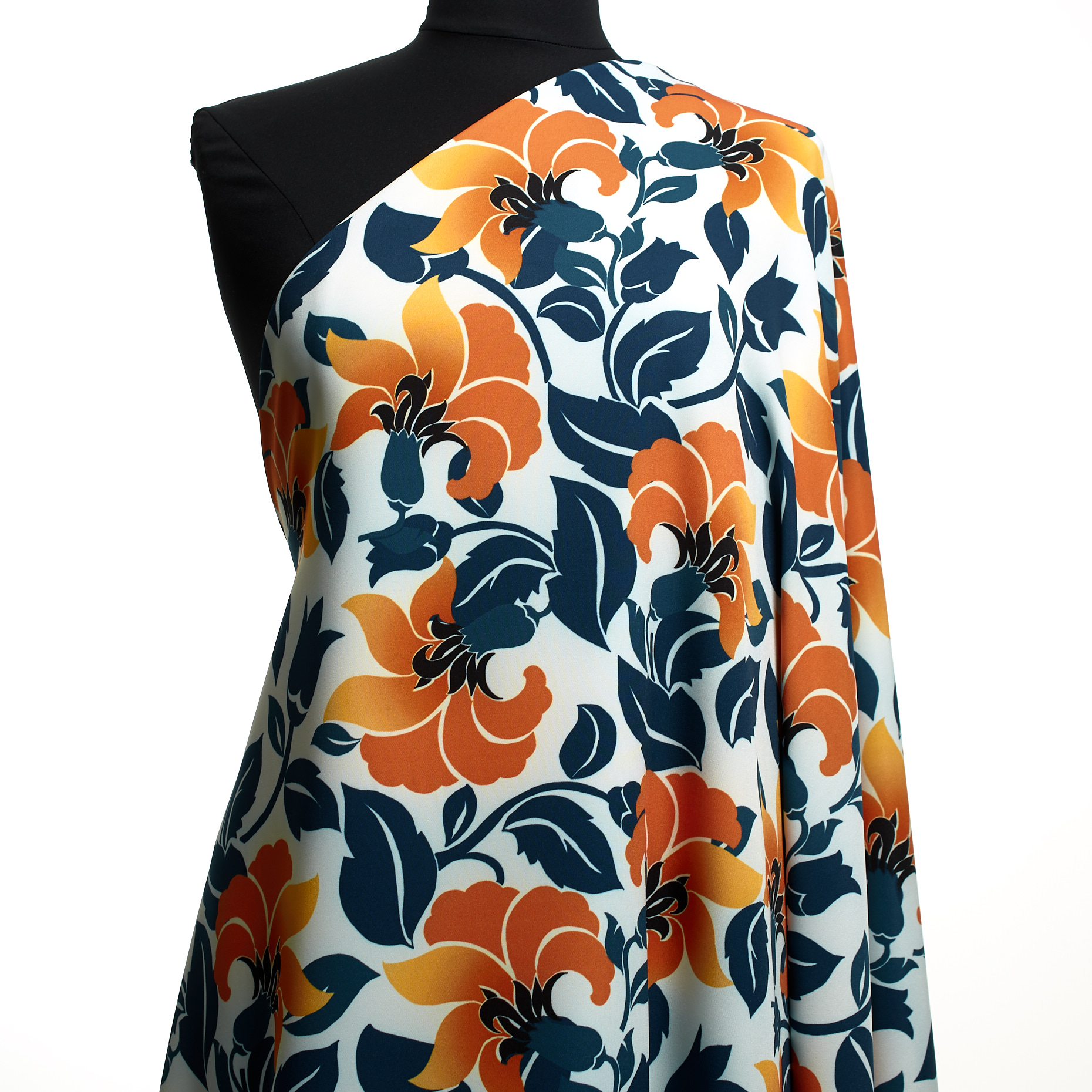 CRÊPE, FLORAL, SAXONY BLUE (F000031269) - Mannequin
