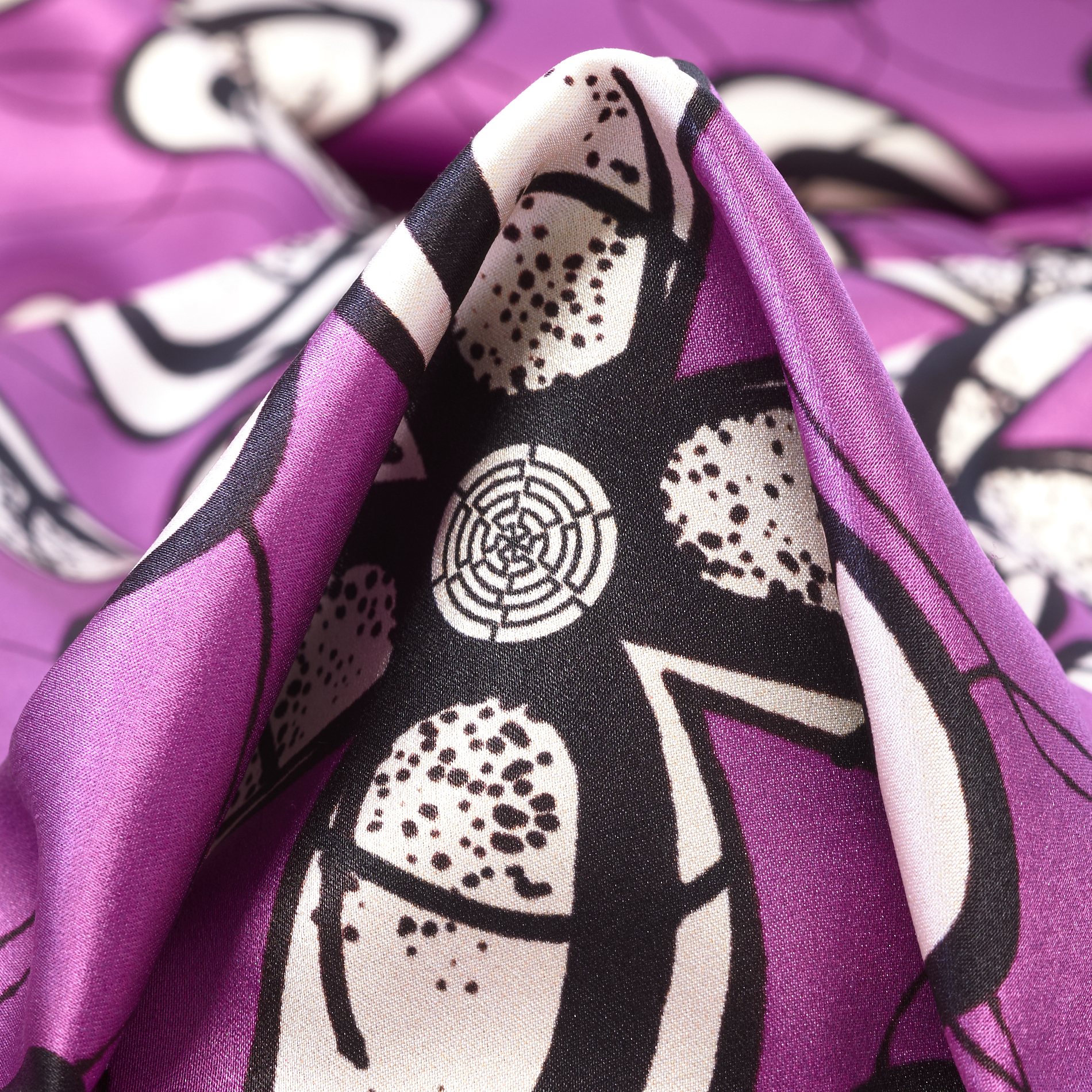 Seide, Satin, Bedruckt, Real Purple (F000032029)