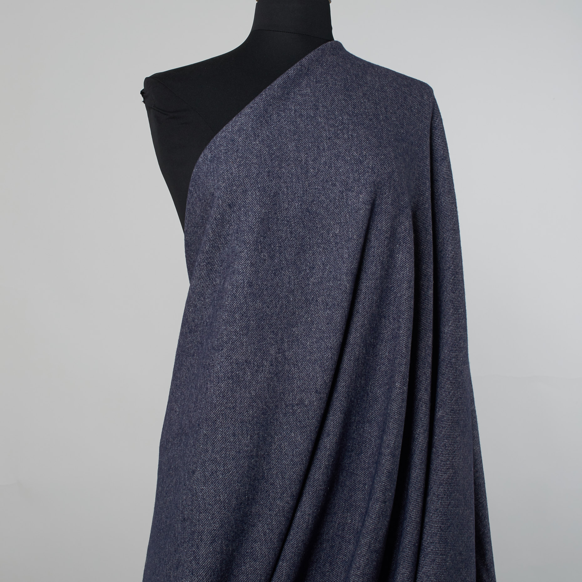 TWILL, VIRGIN WOOL, LINEN, FOLKSTONE GRAY (F000026400) - Mannequin