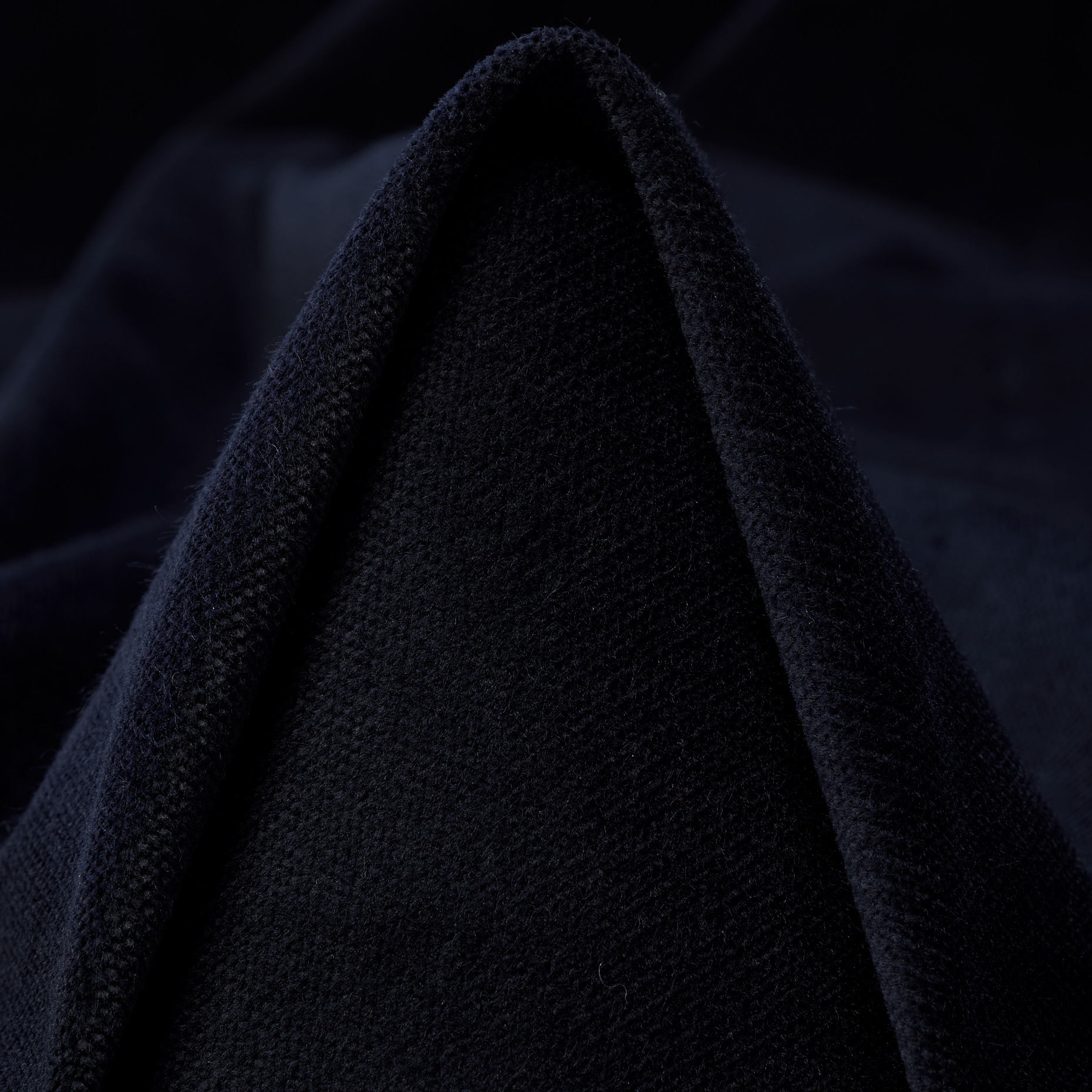 VELVET, COTTON, BLACK SAND