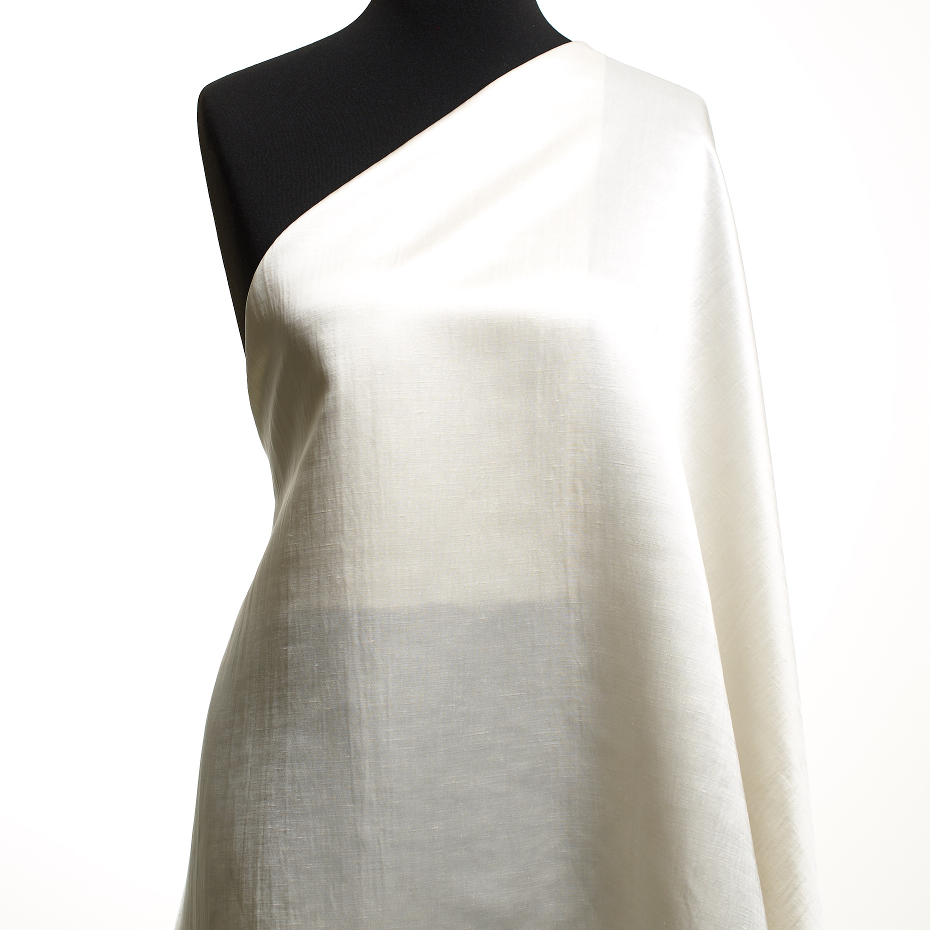 SATIN, LINEN, VISCOSE, BRILLIANT WHITE (F000049553) - Mannequin