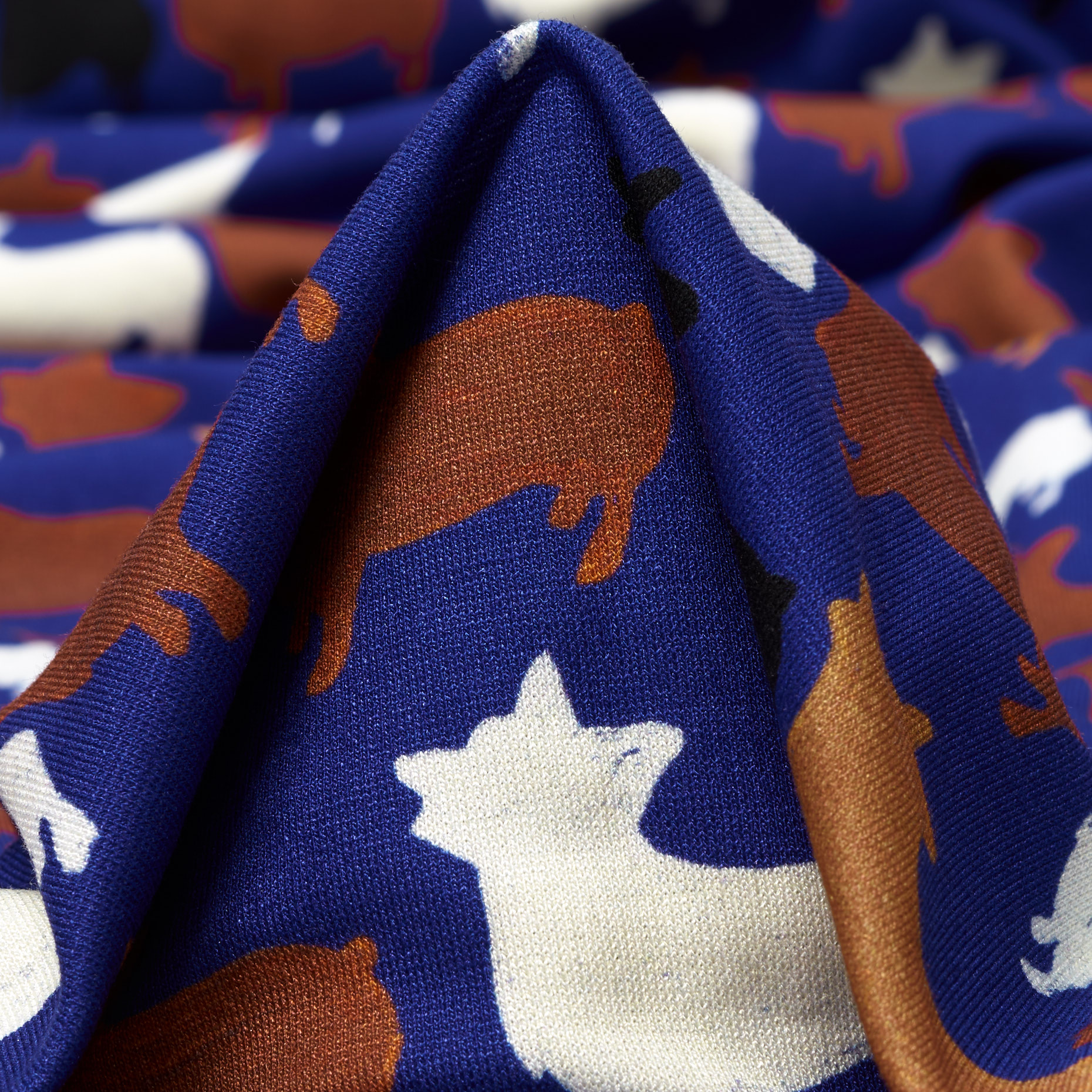 JERSEY, VISCOSE, PRINTED, ULTRAMARINE (F000038090)