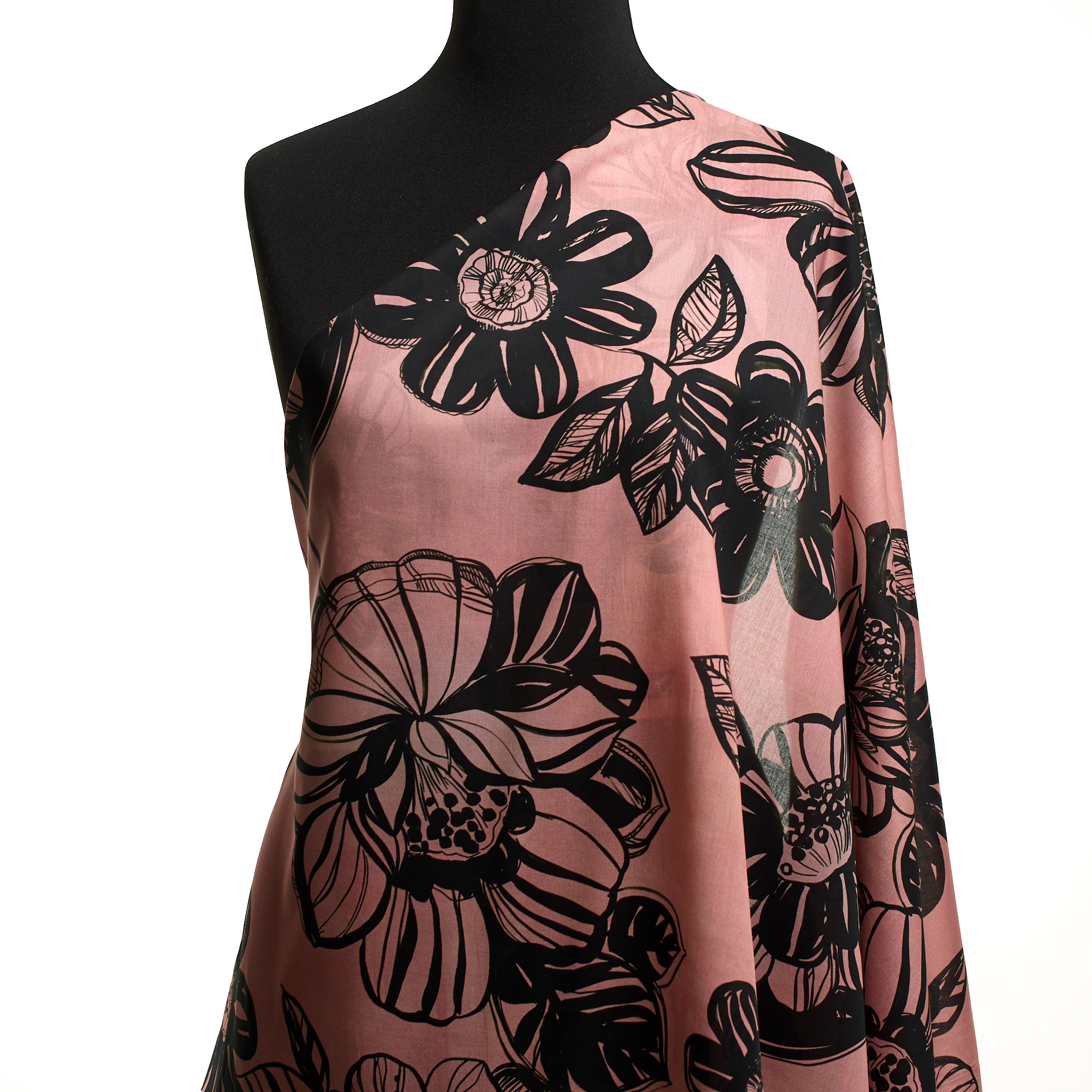 BATISTE, COTTON, FLORAL, STRAWBERRY CREAM&GRAPE LEAF (F000049167) - Mannequin