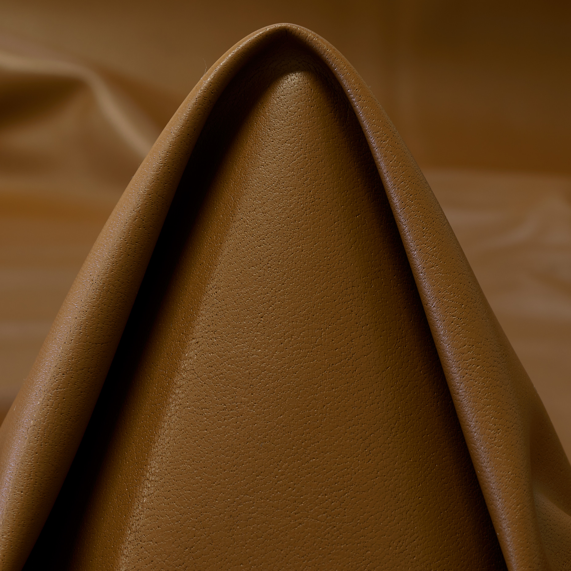 VEGAN LEATHER, TOFFEE (F000047088)