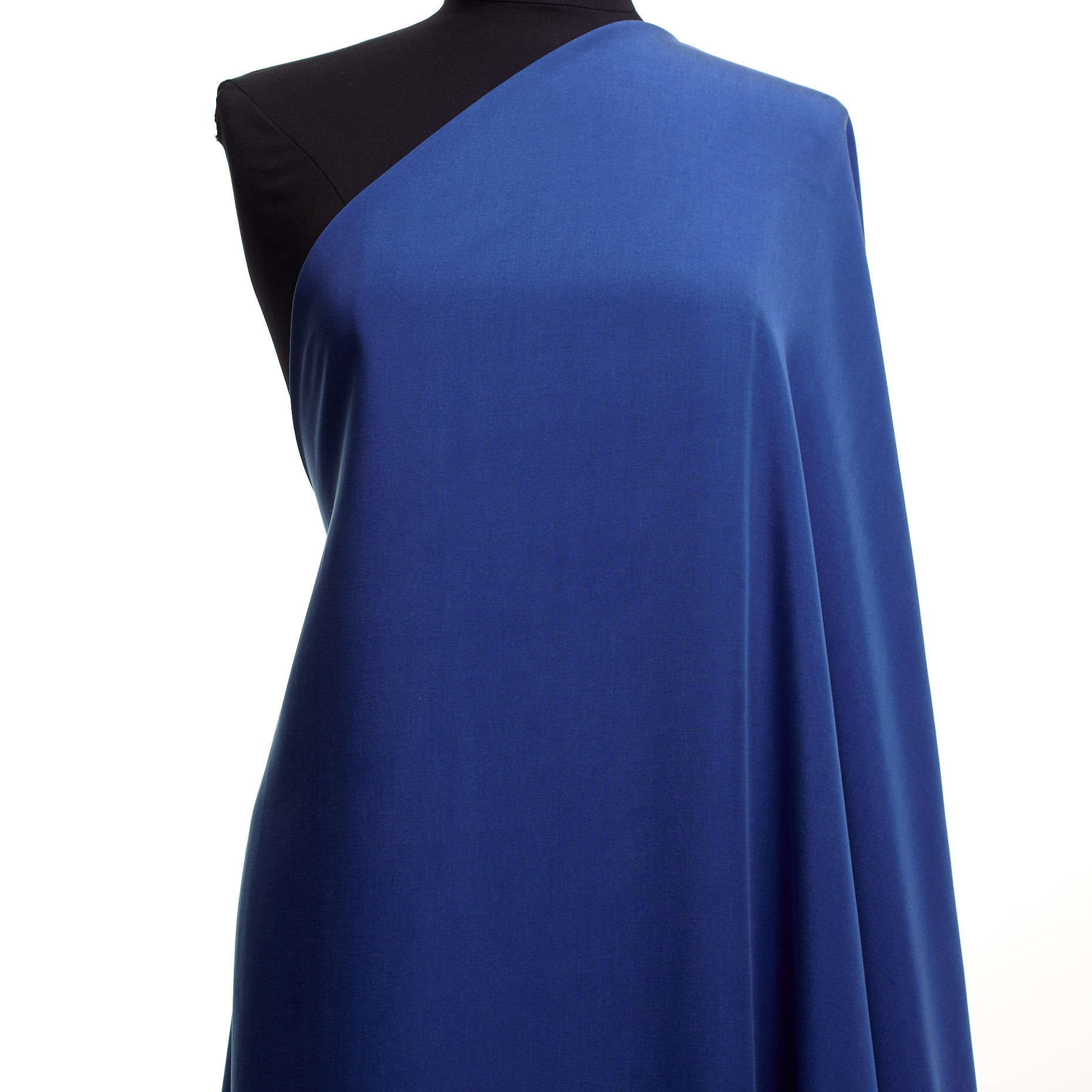 TENCEL, TWILL, LAPIS BLUE (P000002400) - Mannequin