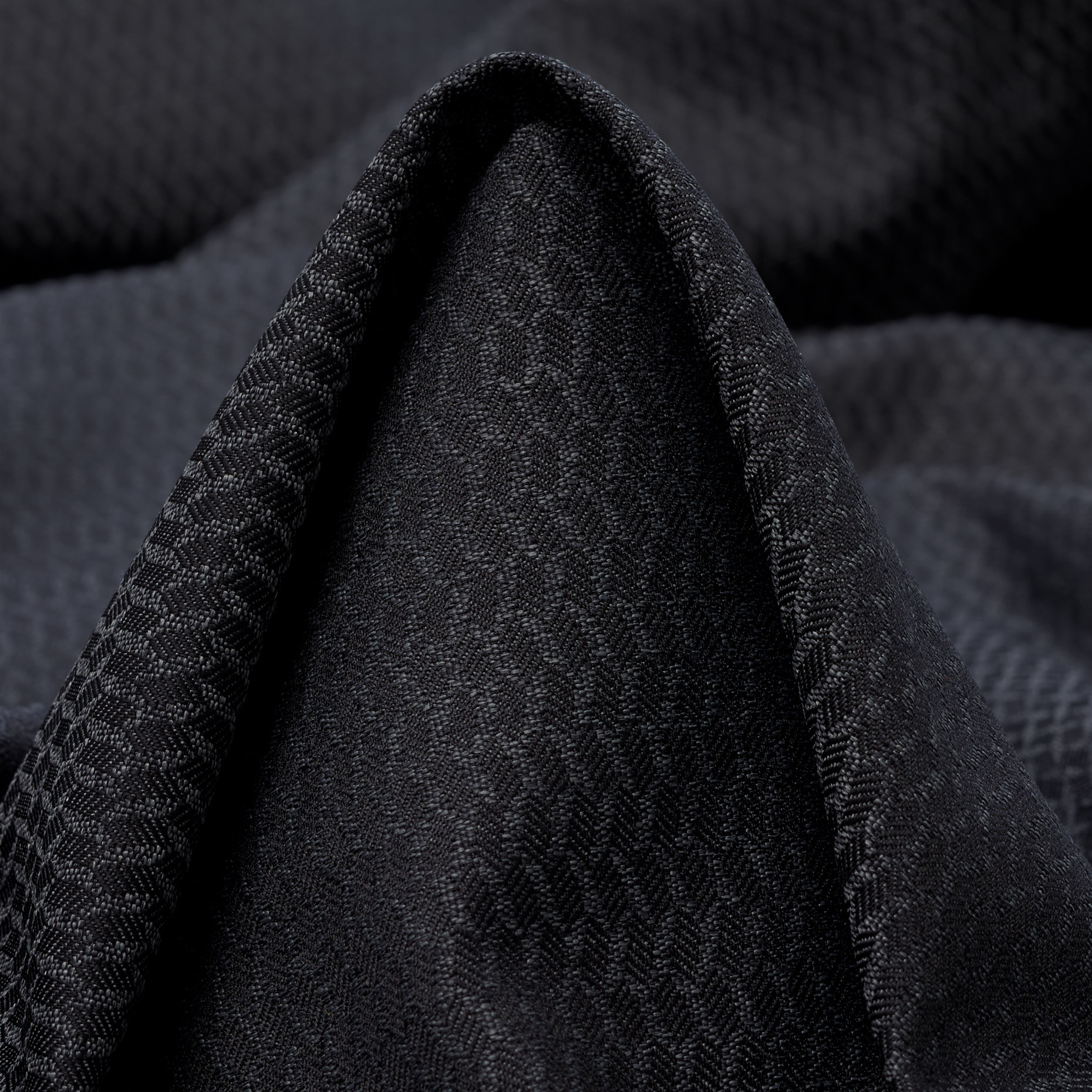 JACQUARD, WOOL, GEOMETRIC DESIGN, BLACK SAND (F000038477)