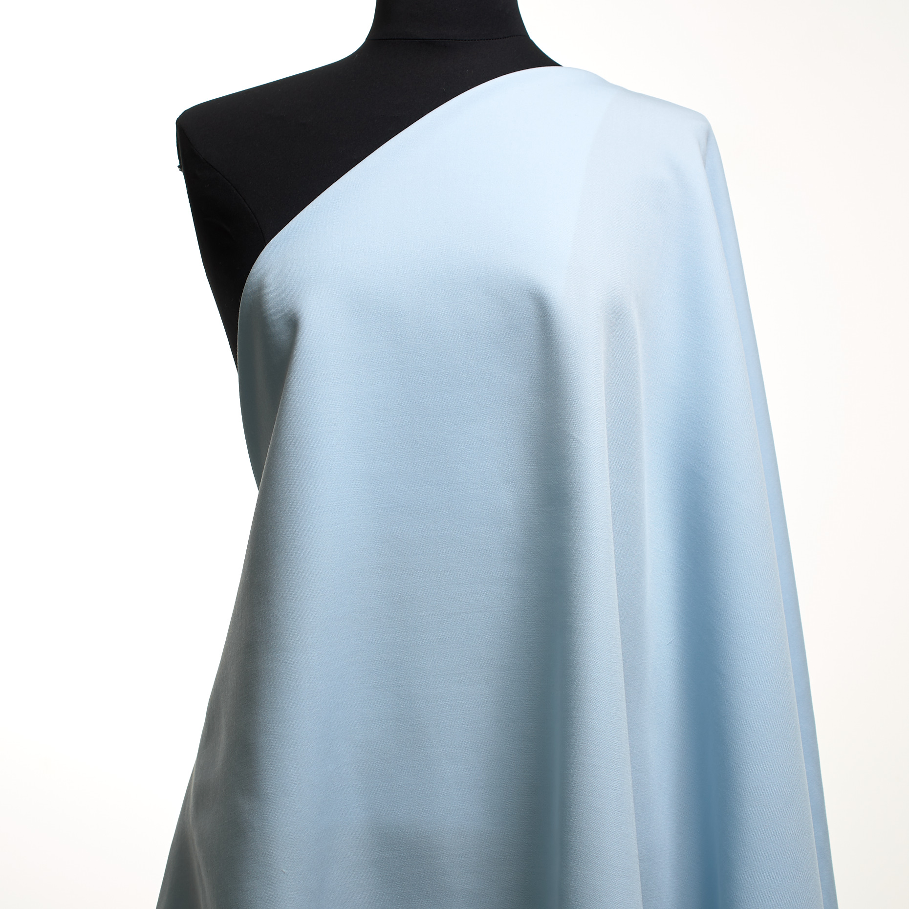 TWILL, VIRGIN WOOL, ICE WATER (F000048848) - Mannequin