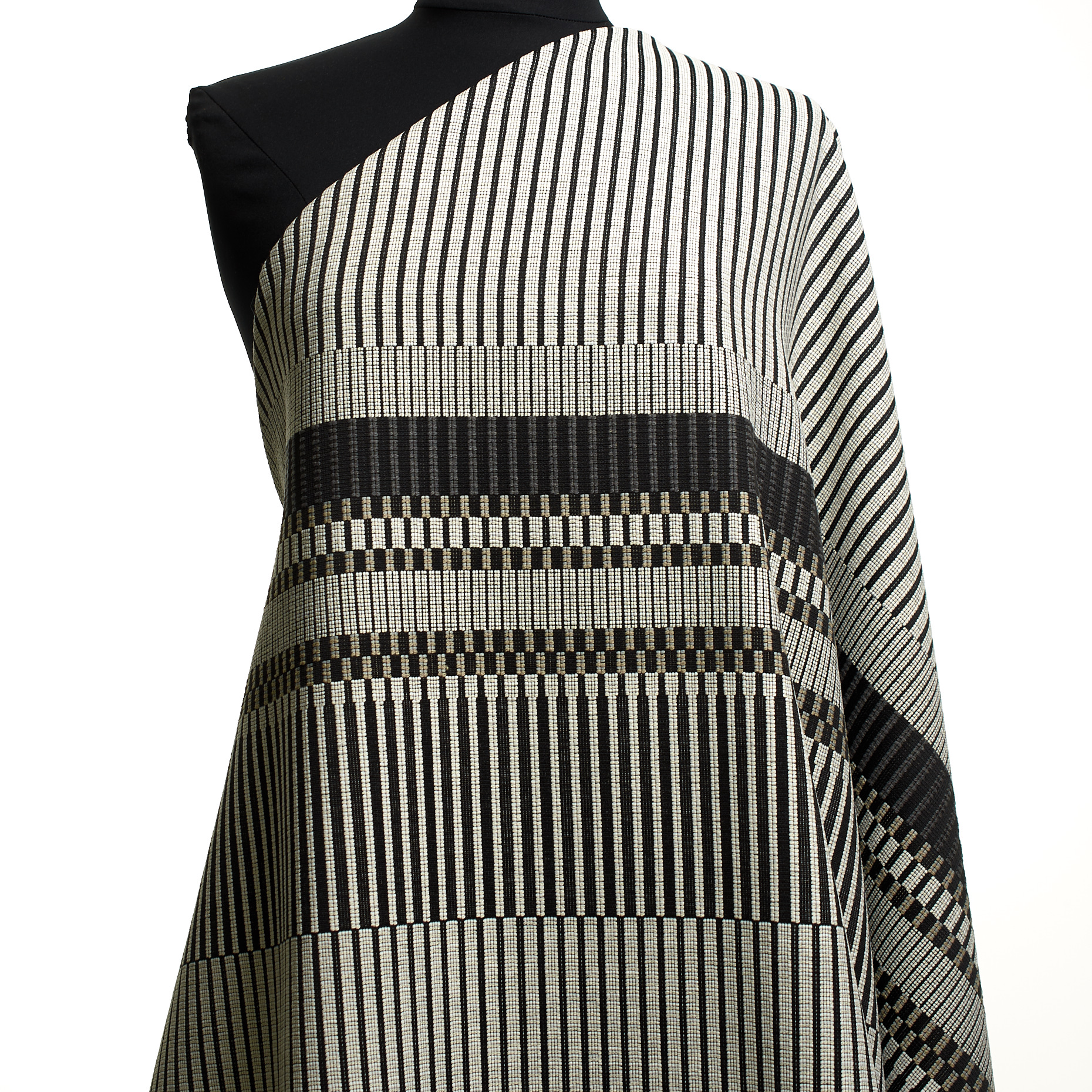 Jacquard Double, Cotone, Chiseled Stone&Raven Black (F000027134) - Manichino