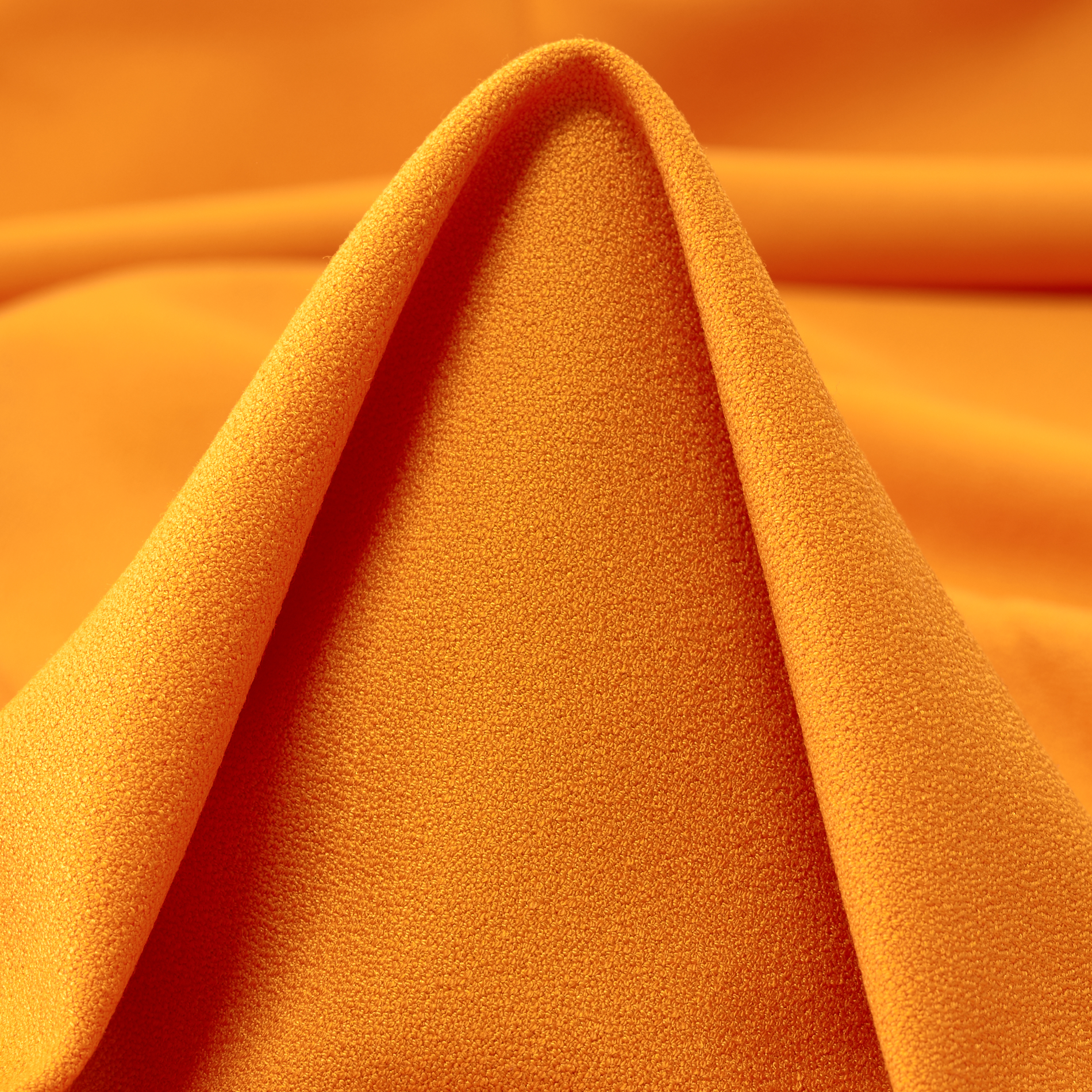 CRÊPE, VISCOSE BLEND, ELASTIC, APRICOT (F000034608)