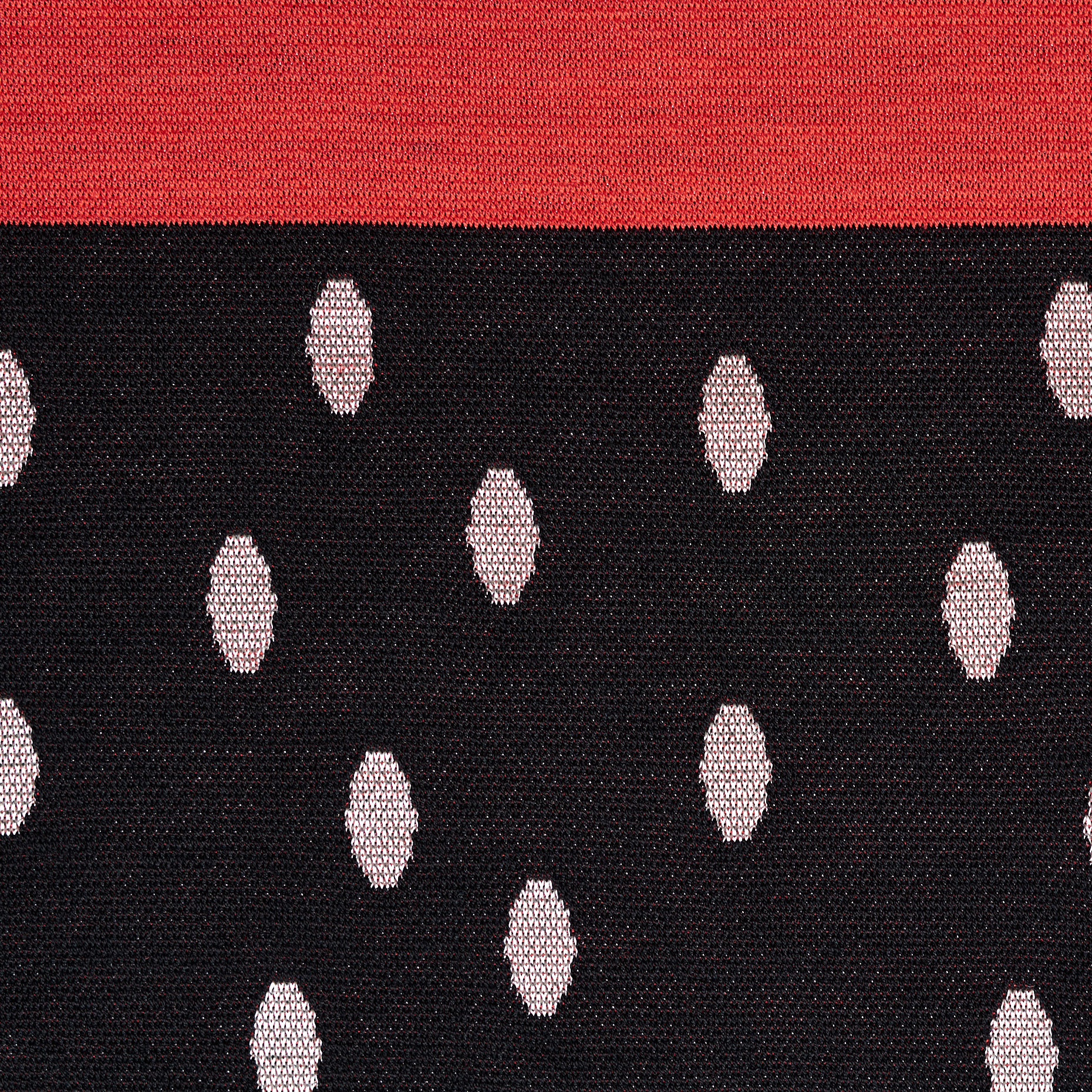 JACQUARD, JERSEY, COTTON, SAVVY RED&RAVEN BLACK (F000025589) - Texture