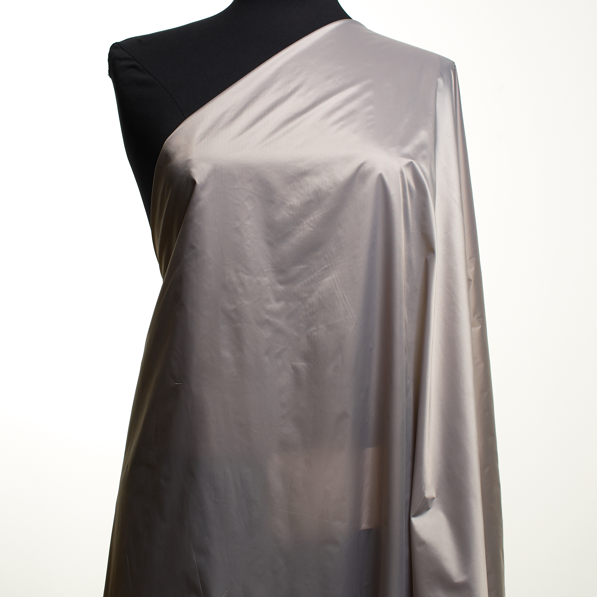 OUTDOOR, NYLON, VAPOR BLUE (F000033393) - Mannequin