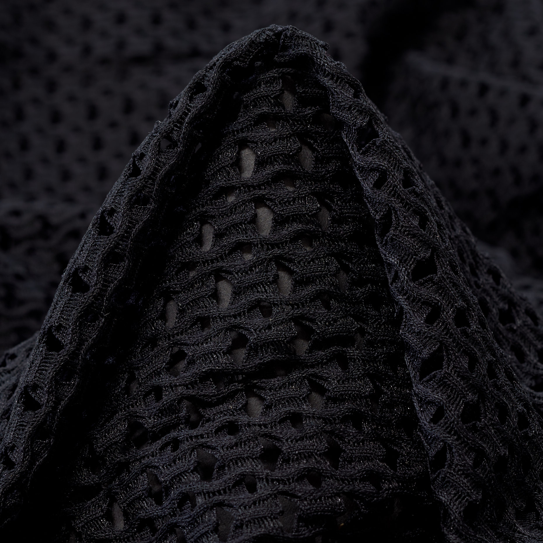 LACE, RAVEN BLACK (F000039289)