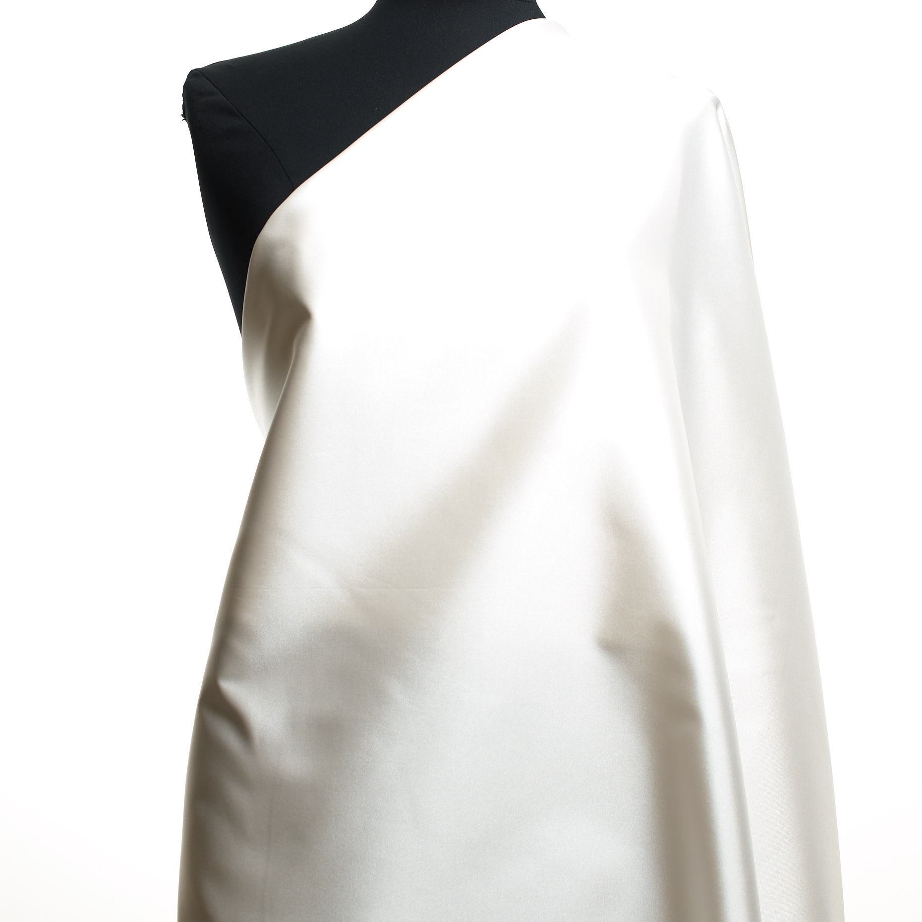 TAFFETA, SILK, SNOW WHITE (B0000015) - Mannequin