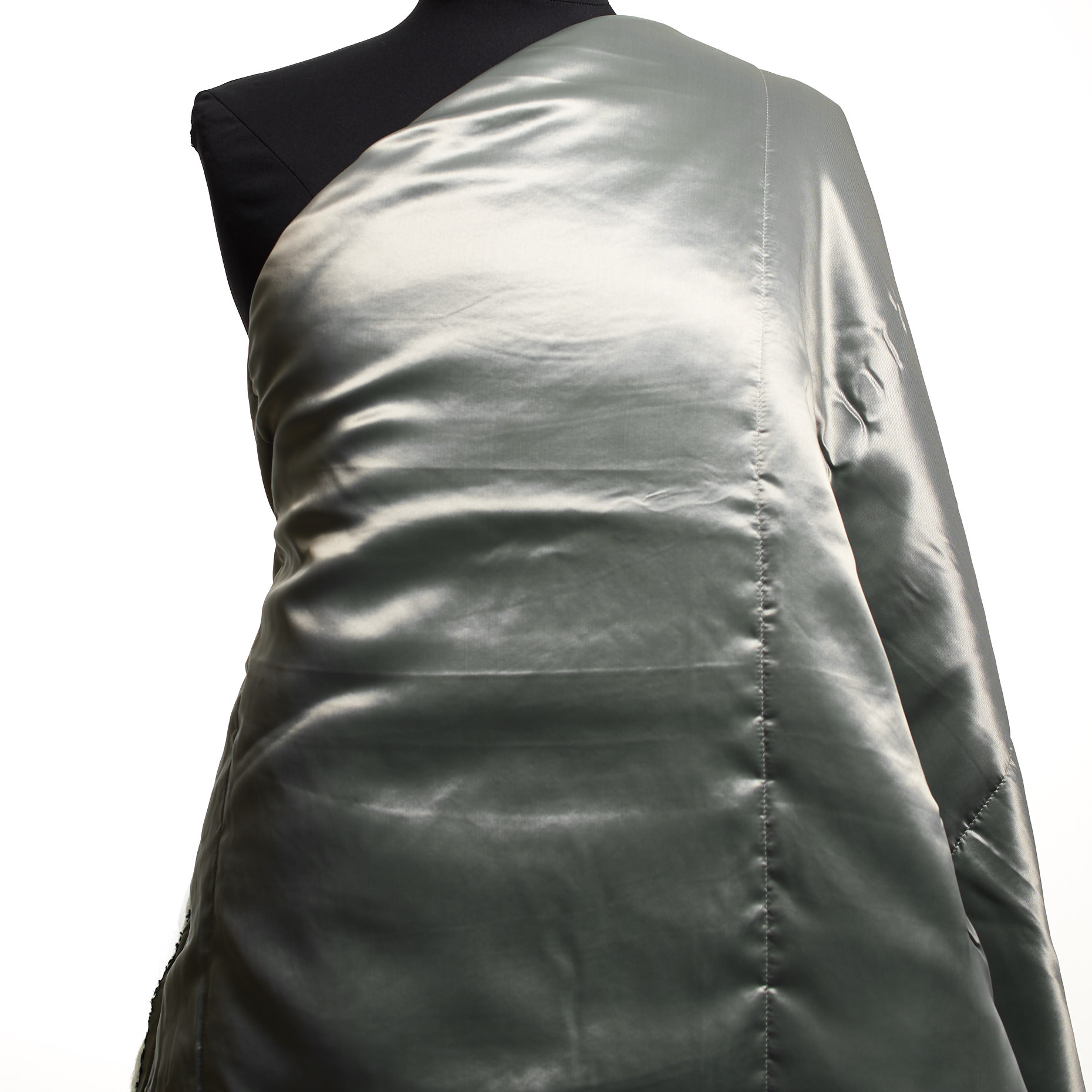 QUILTED, MIRAGE GRAY (F000013359) - Mannequin