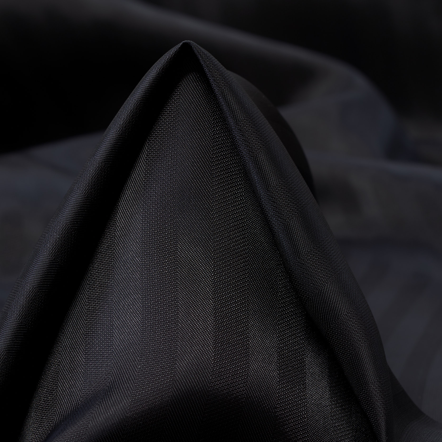 Viscose, Raven Black