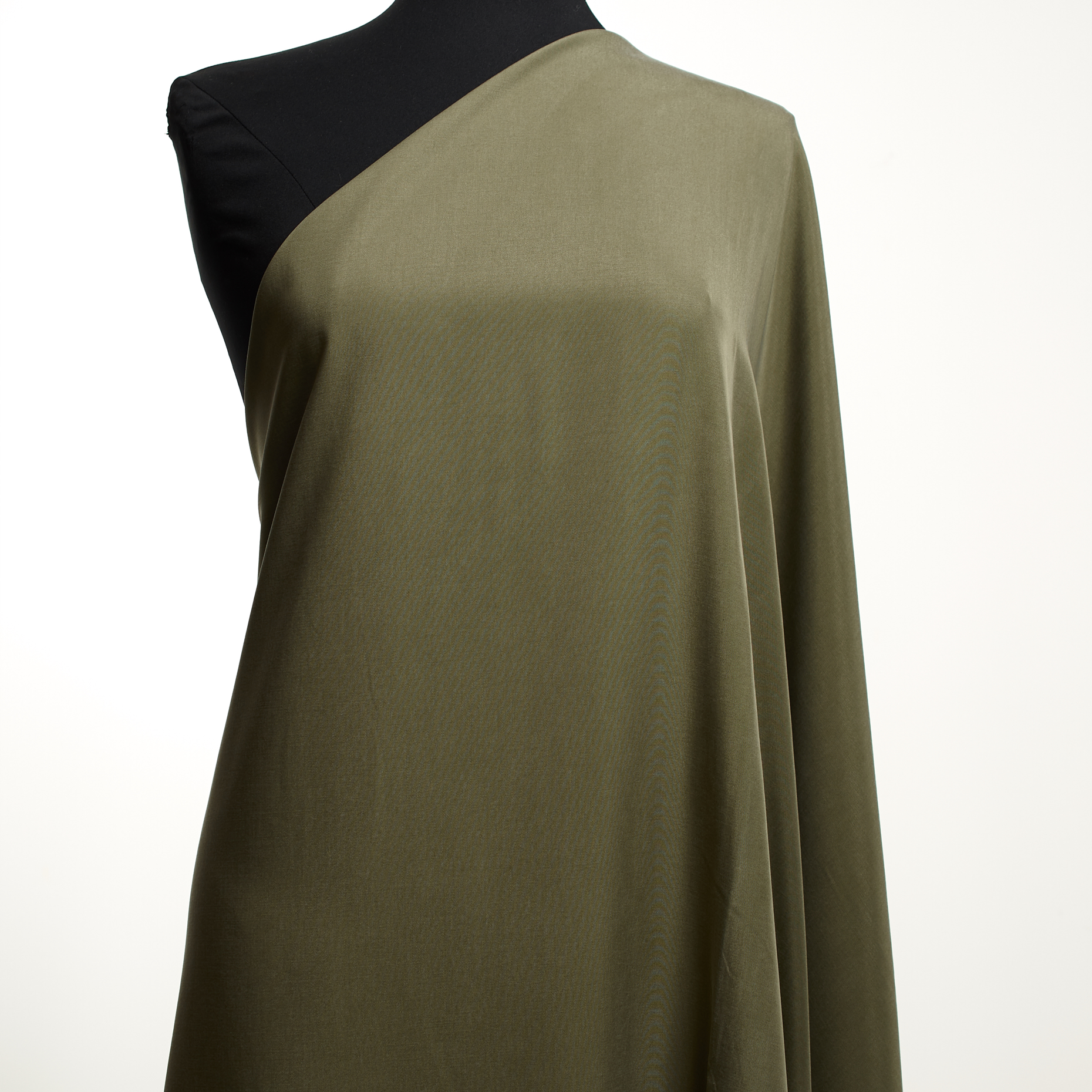 TENCEL, TWILL, BURNT OLIVE (P2-0001850) - Mannequin