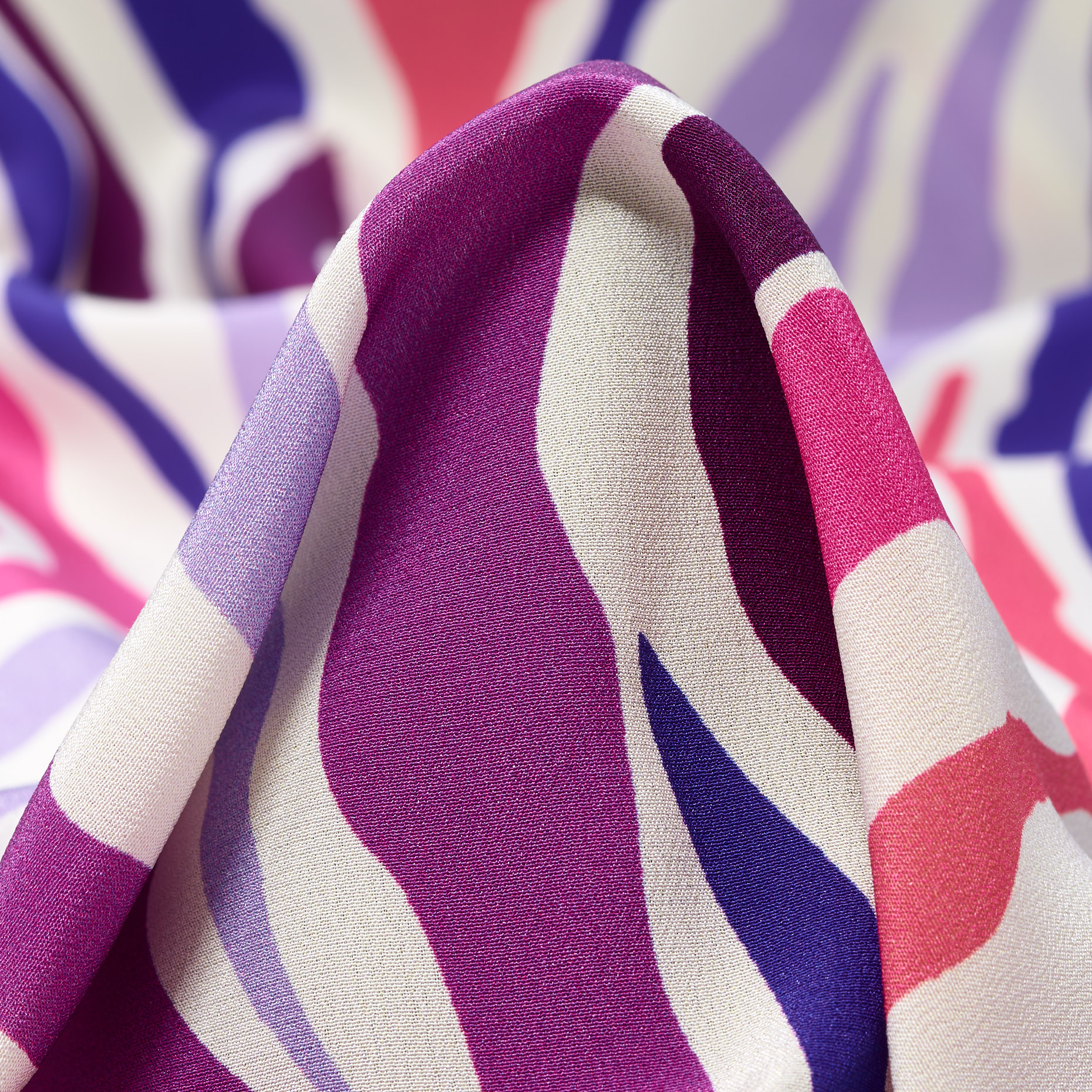 Crêpe, Seide, Bedruckt, Atomic Blue&Strawberry Moon (T0000519)