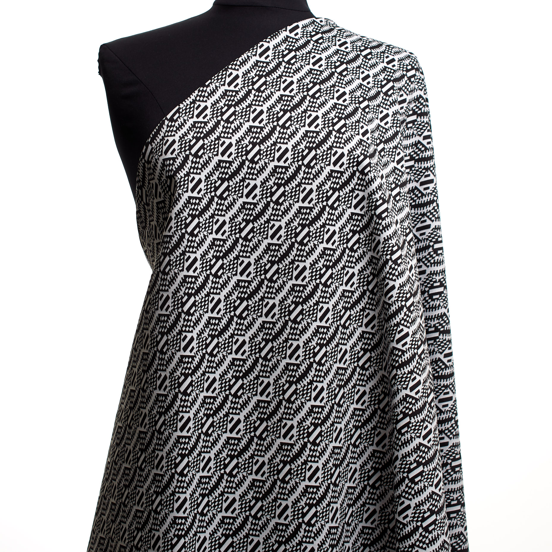JACQUARD, JERSEY, ELASTIC, RAVEN BLACK&BRILLIANT WHITE (F000043935) - Mannequin