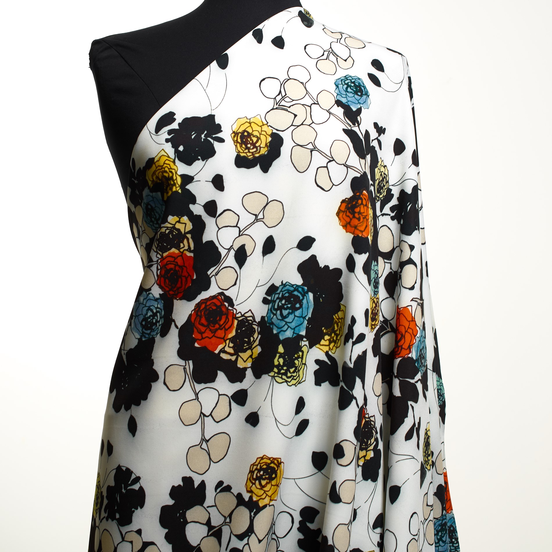 TWILL, FLORAL, ELASTIC, WATER LILY&RED ALERT (F000031359) - Mannequin