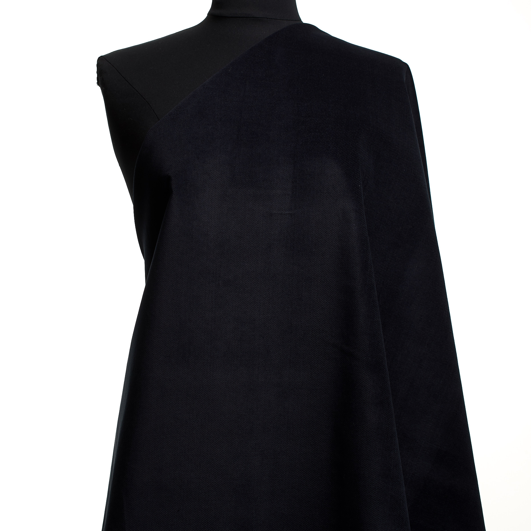 VELVET, COTTON, BLACK SAND (F000047434) - Mannequin