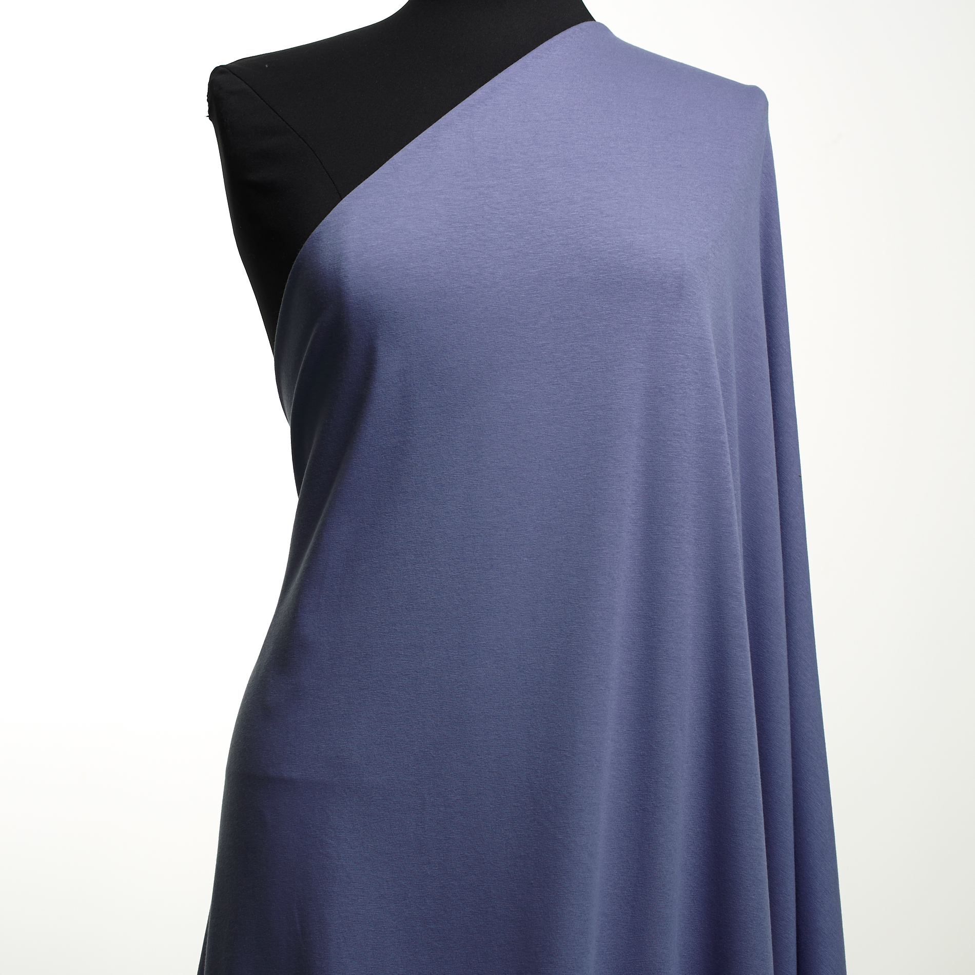 SINGLE JERSEY, COTTON, BELLFLOWER (F000034644) - Mannequin