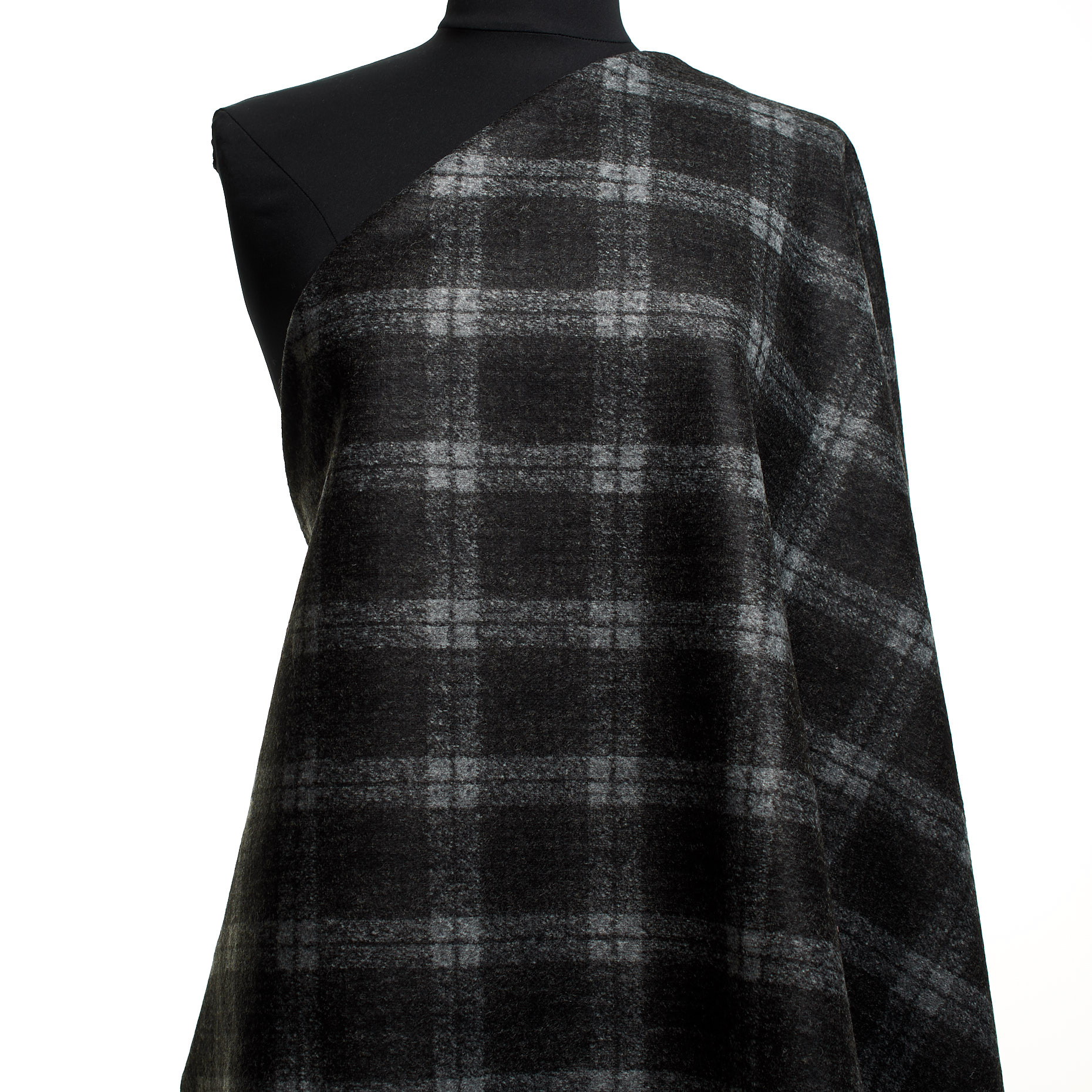 JERSEY, BOILED WOOL, VIRGIN WOOL, WEATHERVANE&RAVEN BLACK (F000045015) - Mannequin