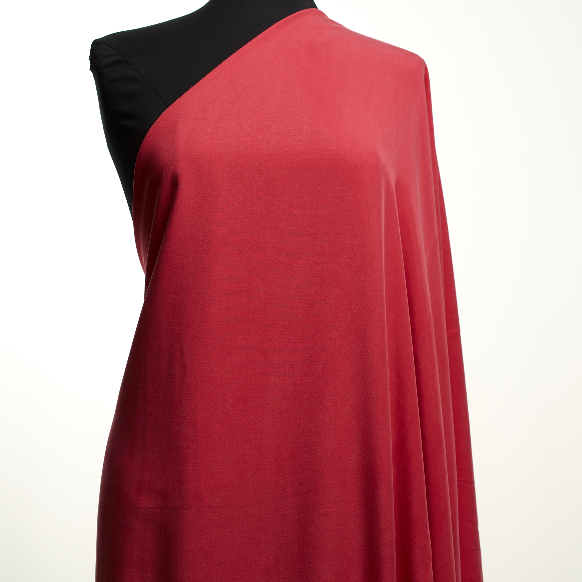 Tencel, Twill, Raspberry (P2-0001860) - Mannequin