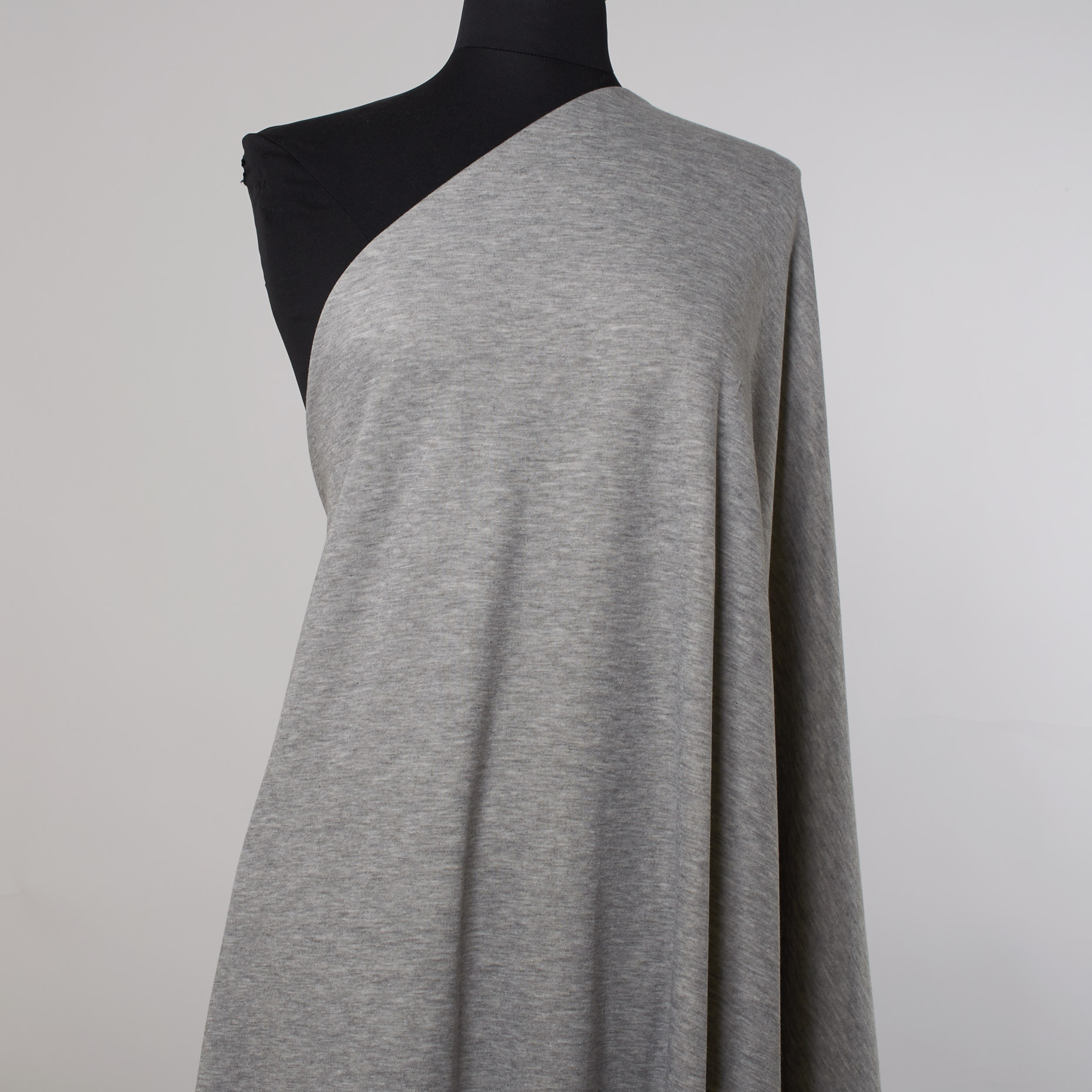 JERSEY, FRENCH TERRY, COTTON BLEND, SILVER BLUE (F000025428) - Mannequin