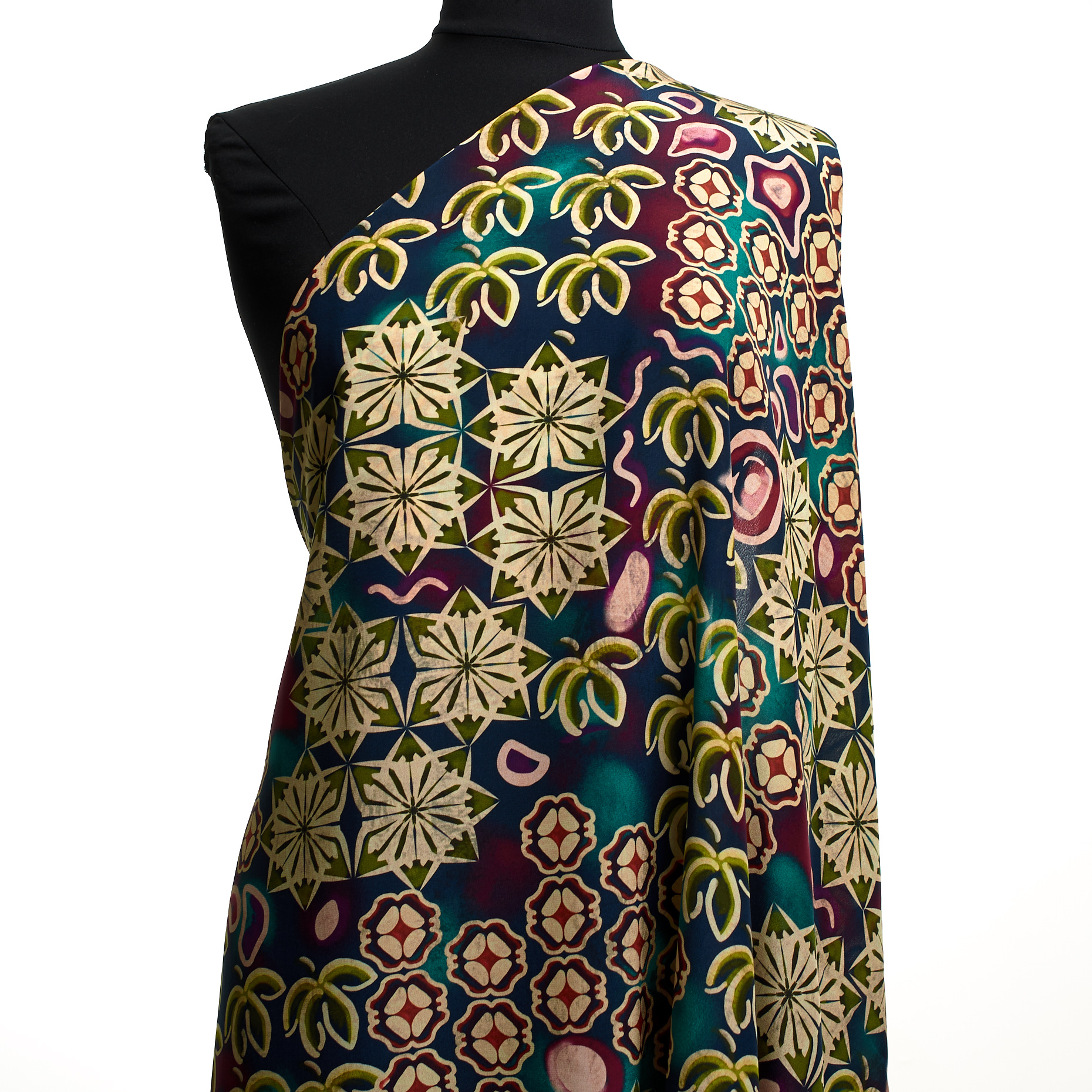 CRÊPE, SILK, PRINTED, SPECTRA GREEN&MINCED HERB (T0000660) - Mannequin