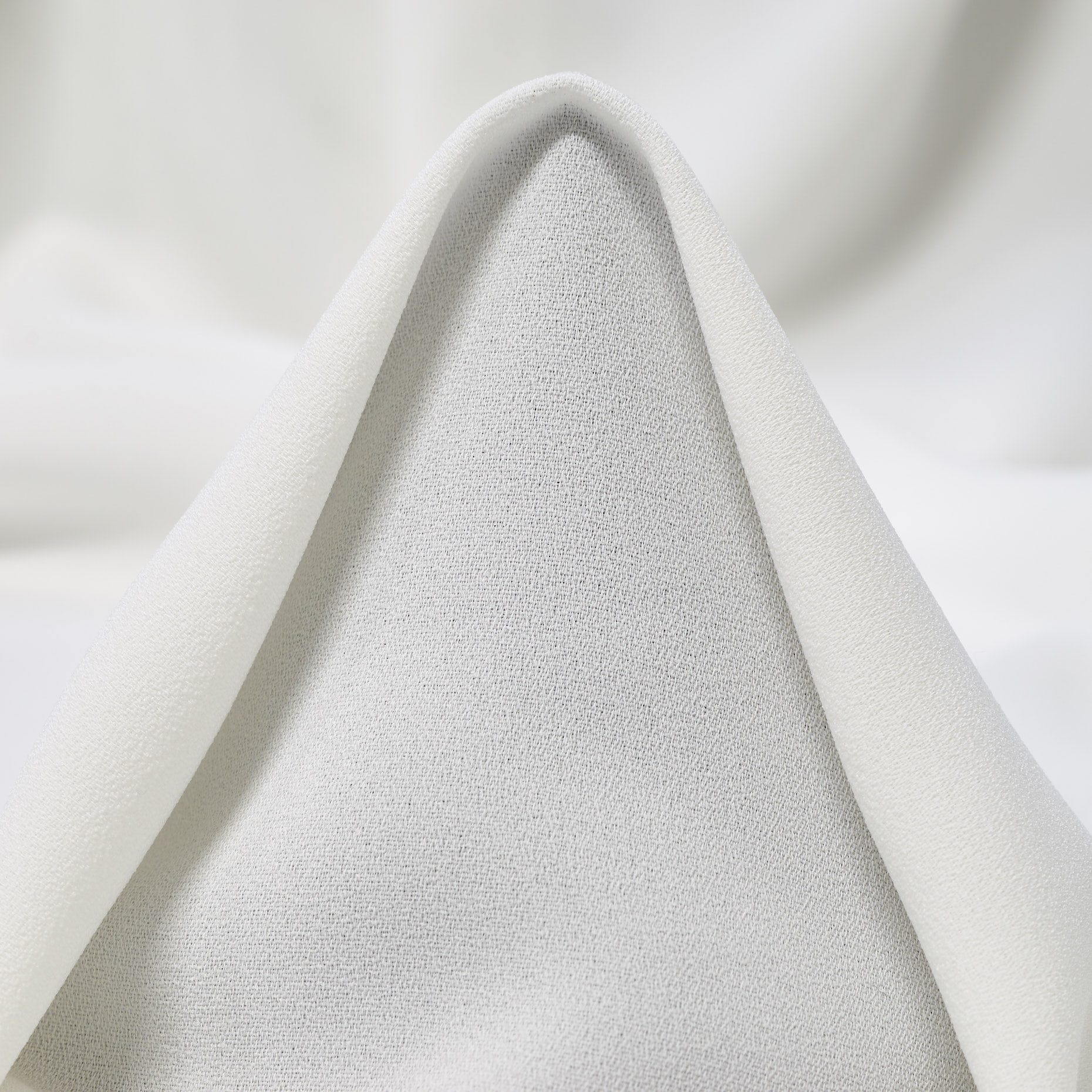 CRÊPE, ELASTIC, BRILLIANT WHITE (F000042282)