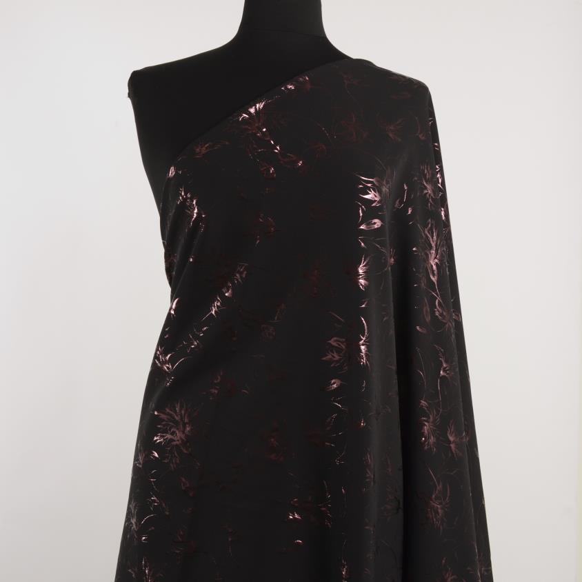 TECHNO STRETCH, FLORAL, SHIMMERING, JET BLACK&CERISE (AQ000063) - Mannequin