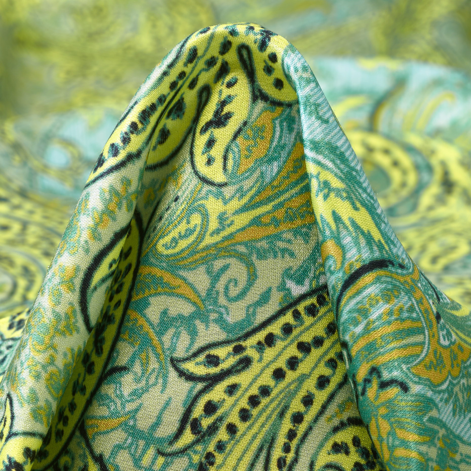 SATIN, SILK, PAISLEY, BRIGHT LIME (F000022510)