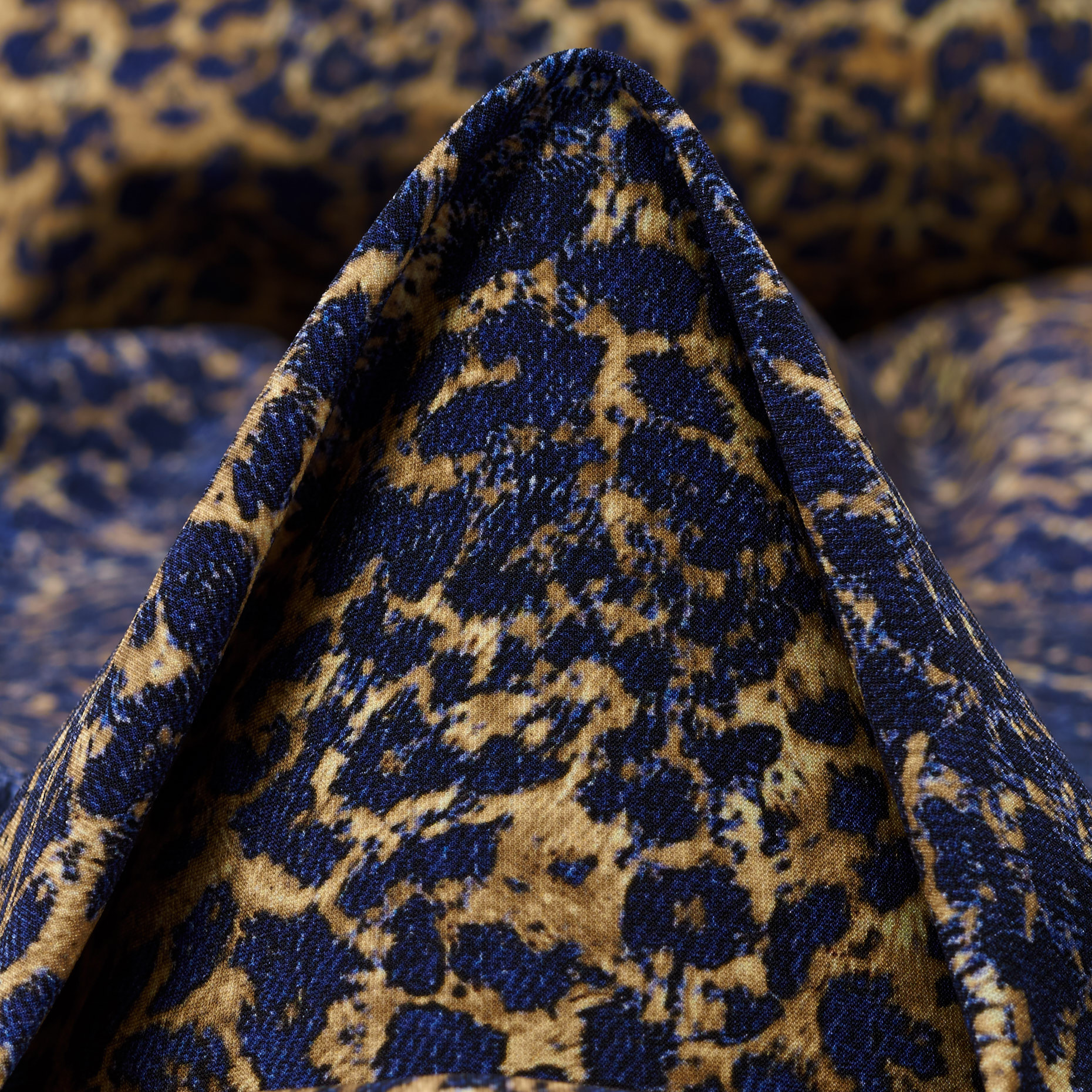 TECHNO JERSEY, PRINTED, HIGH ELASTICITY, LAPIS BLUE&BISCOTTI (F000041302)