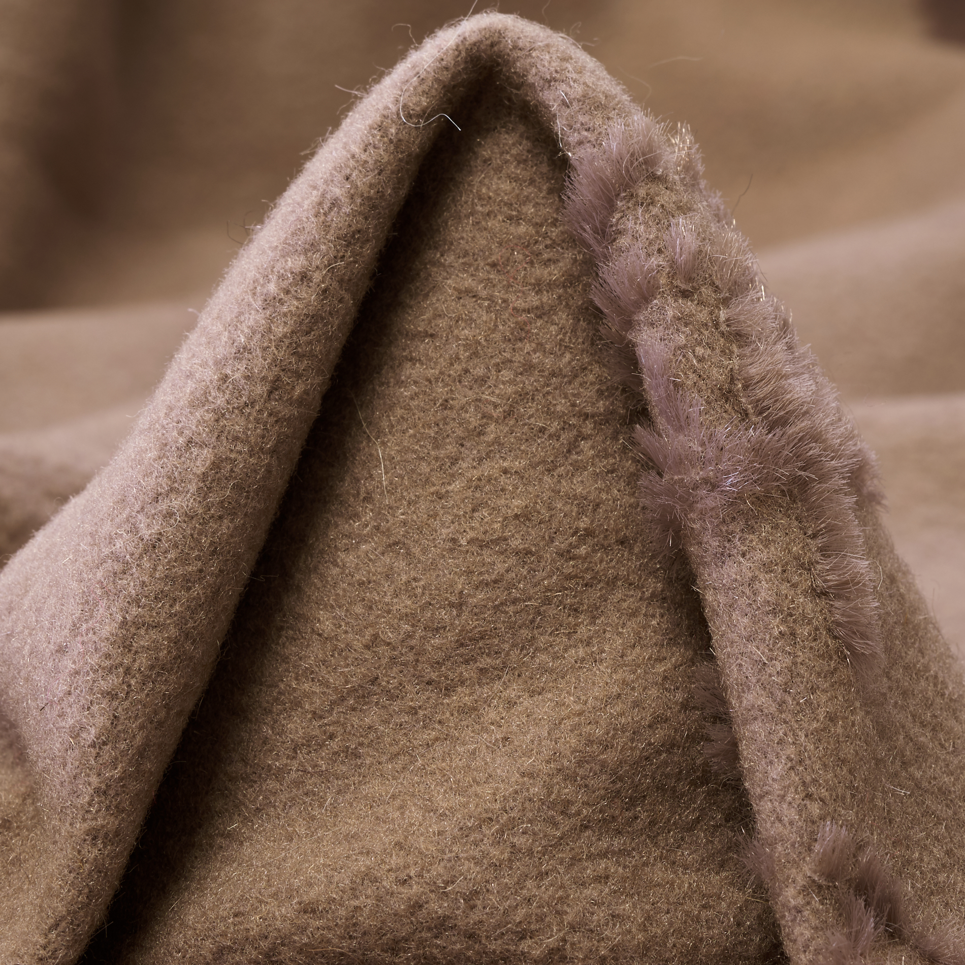 JACQUARD, WOOL, TONE ON TONE, TOASTED COCONUT (F000034080)