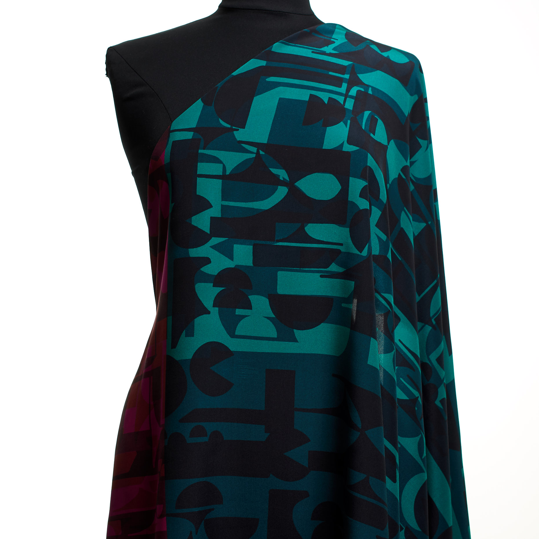 CRÊPE, SILK, PRINTED, TAPESTRY (T0000623) - Mannequin