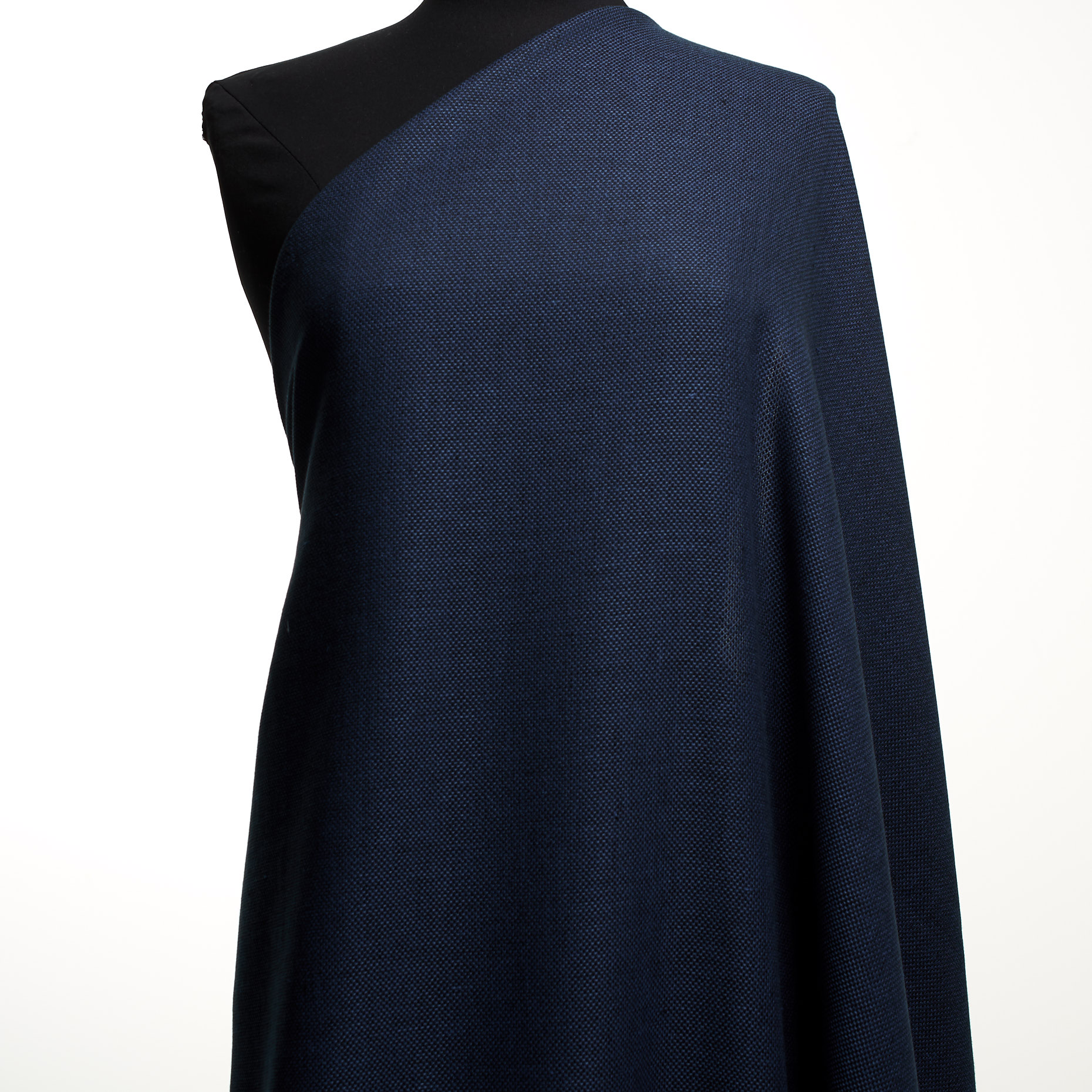 Хлопок, Лен, Мелкий Рисунок, Blue Black (F000037833) - Манекен