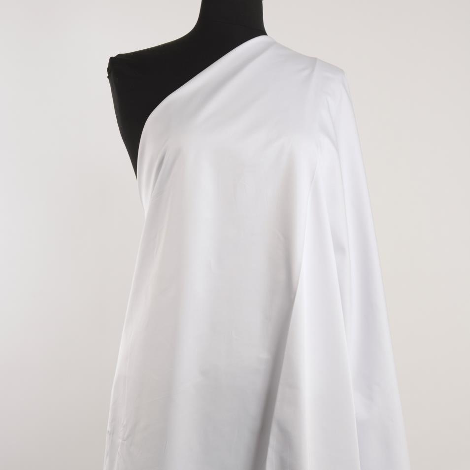 Satén, Algodón Mix, Elástico, Snow White (F000028777) - Maniquí