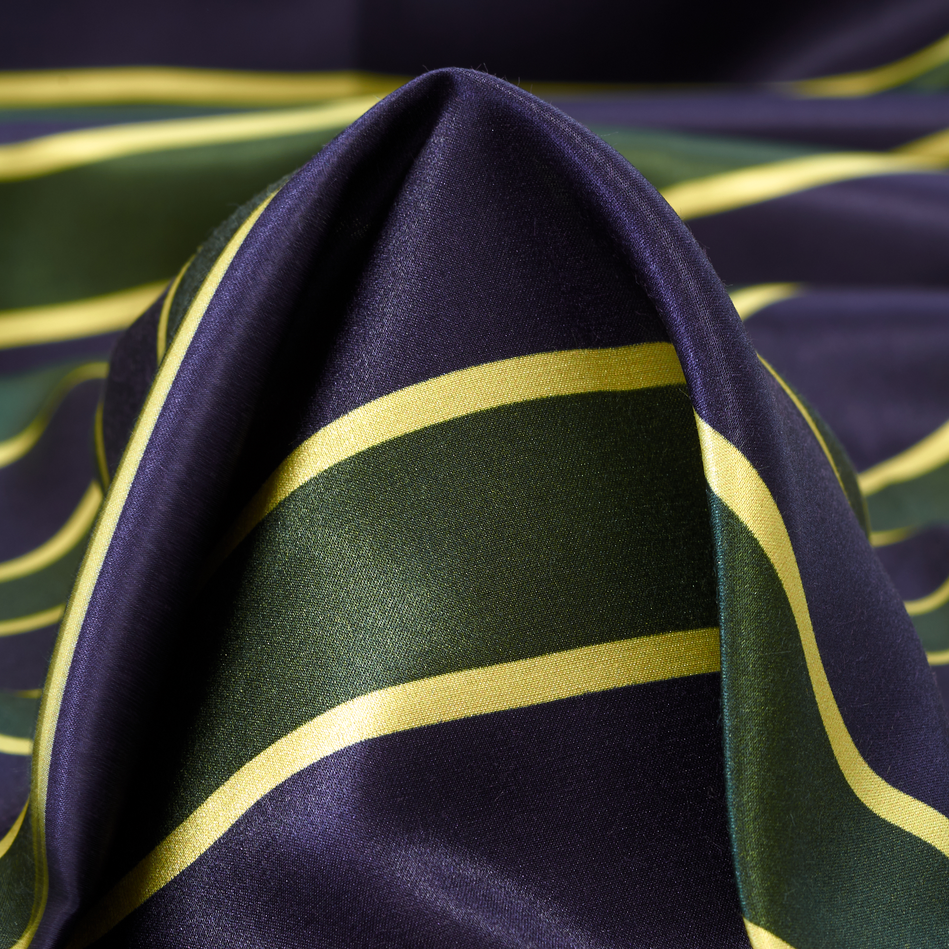 Satin, Seide, Streifen, Polar Night (F000036221)