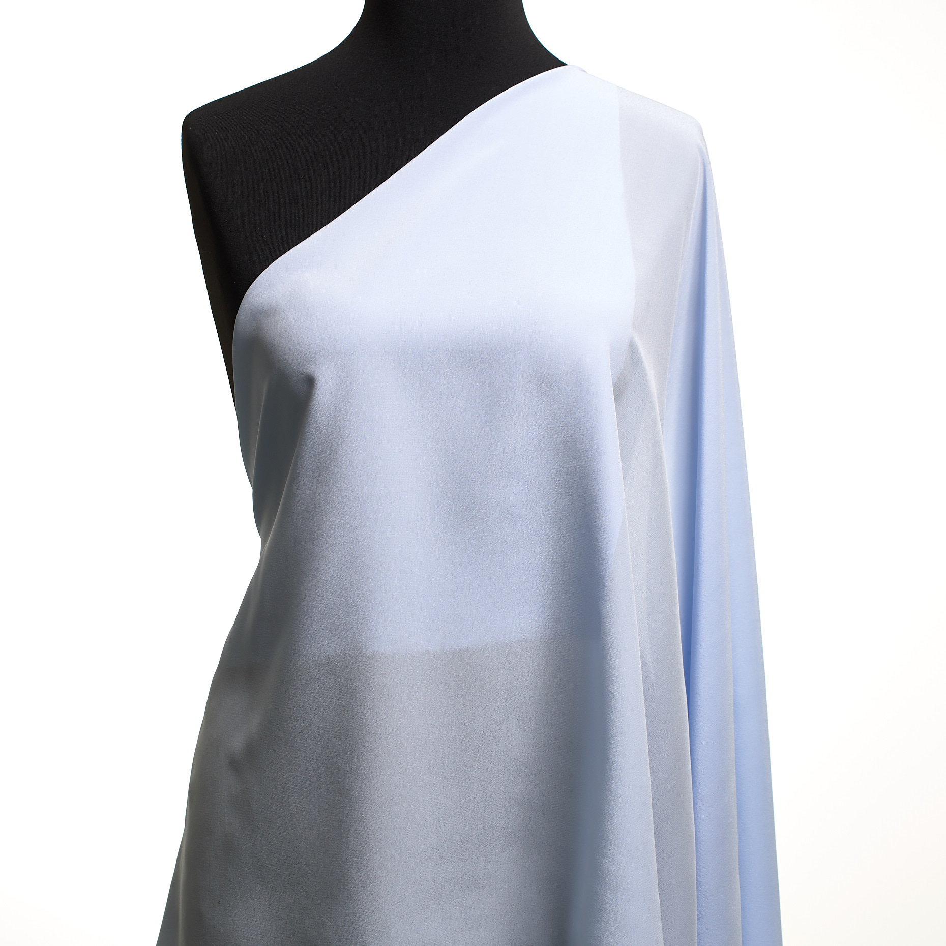  Крепдешин, Шелк, Arctic Ice (F000048472) - Манекен