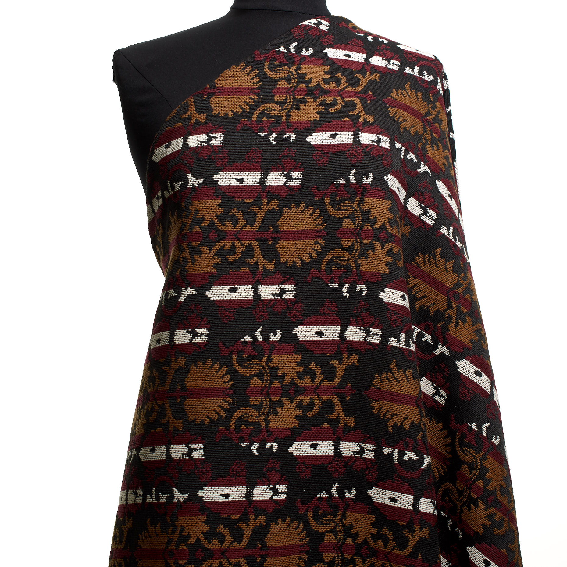 Жаккард , Хлопок, Этнический, Young Merlot&Biscuit (F000017880) - Манекен