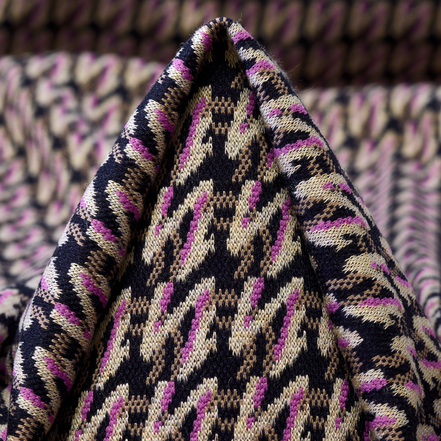 Jersey, Jacquard, Viscosa, Bone White&Crocus