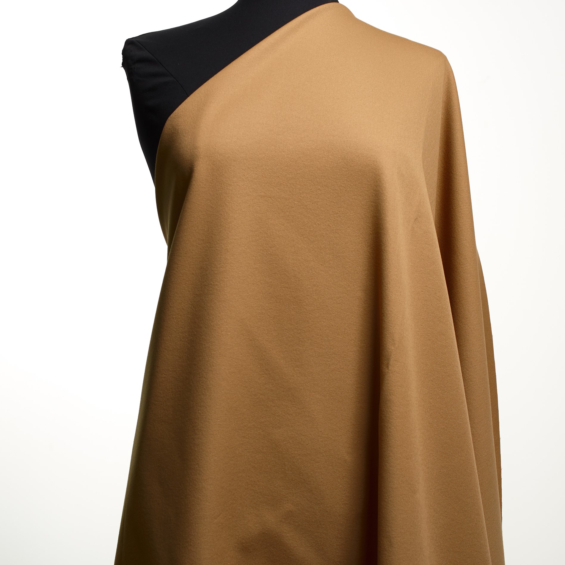 TWILL, COTTON, ELASTIC, IRISH CREAM (F000032377) - Mannequin